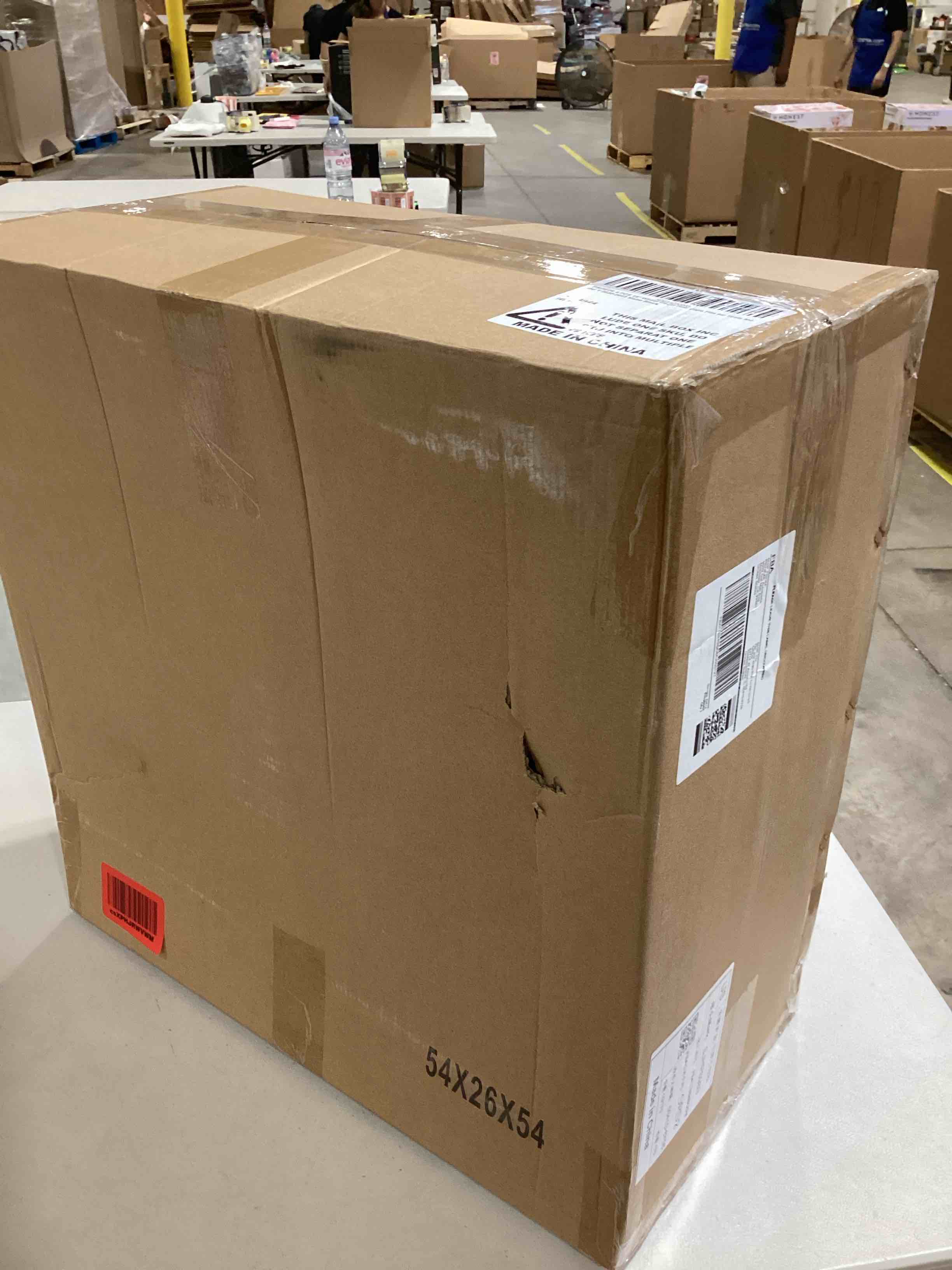 https://s3.amazonaws.com/lotting-images-prod/bidfta/YEL6576934_1720622967342.jpeg