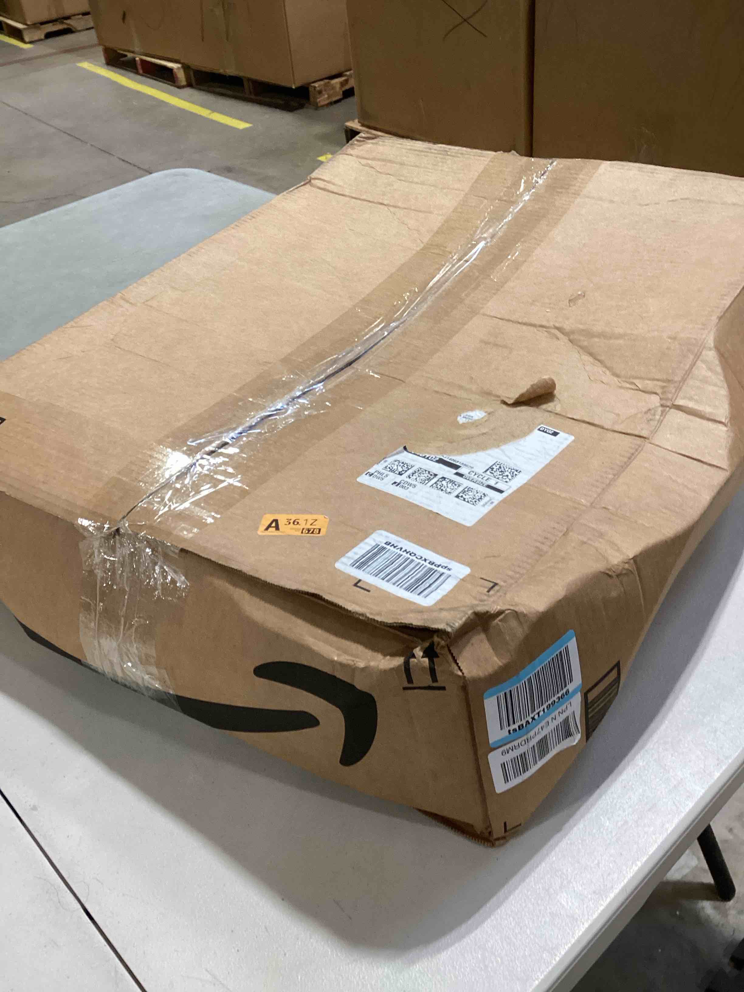 https://s3.amazonaws.com/lotting-images-prod/bidfta/YEL6577865_1721907818743.jpeg