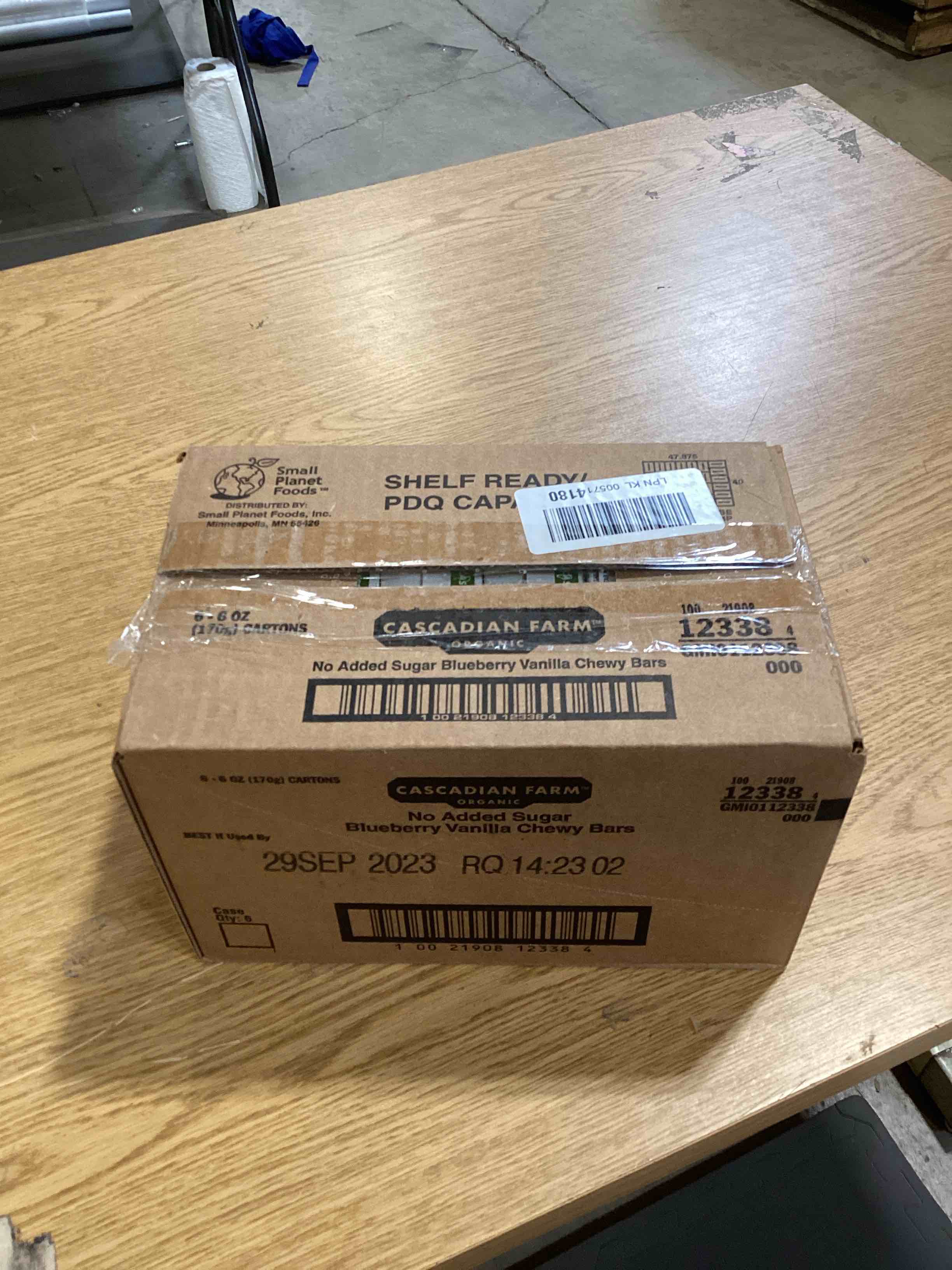 https://s3.amazonaws.com/lotting-images-prod/bidfta/YEL6578015_1719251344897.jpeg