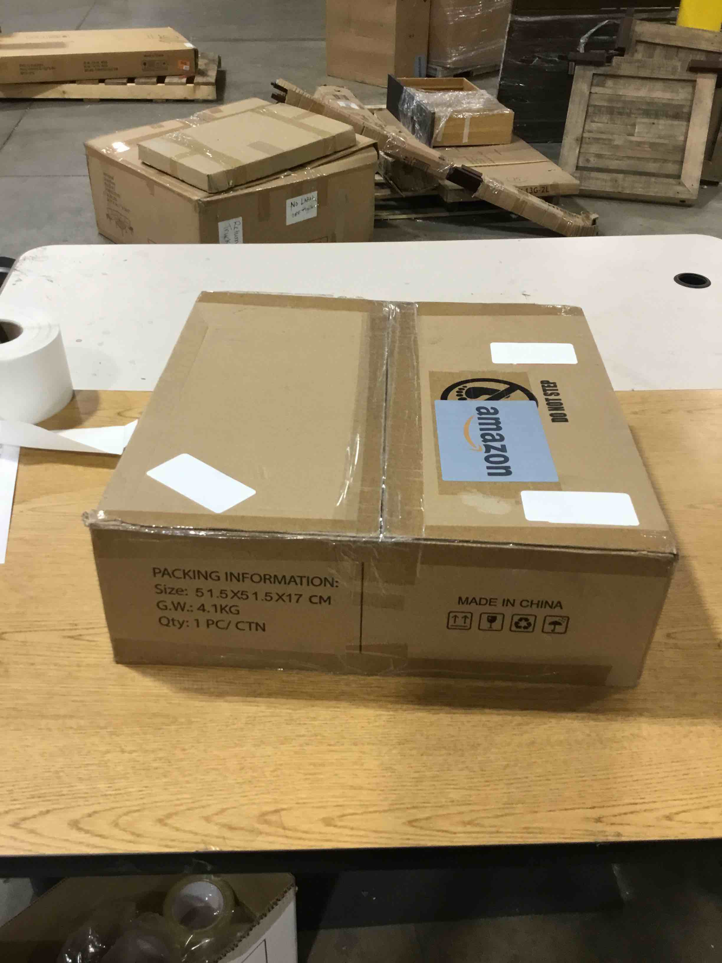 https://s3.amazonaws.com/lotting-images-prod/bidfta/YEL6579418_1721656354577.jpeg