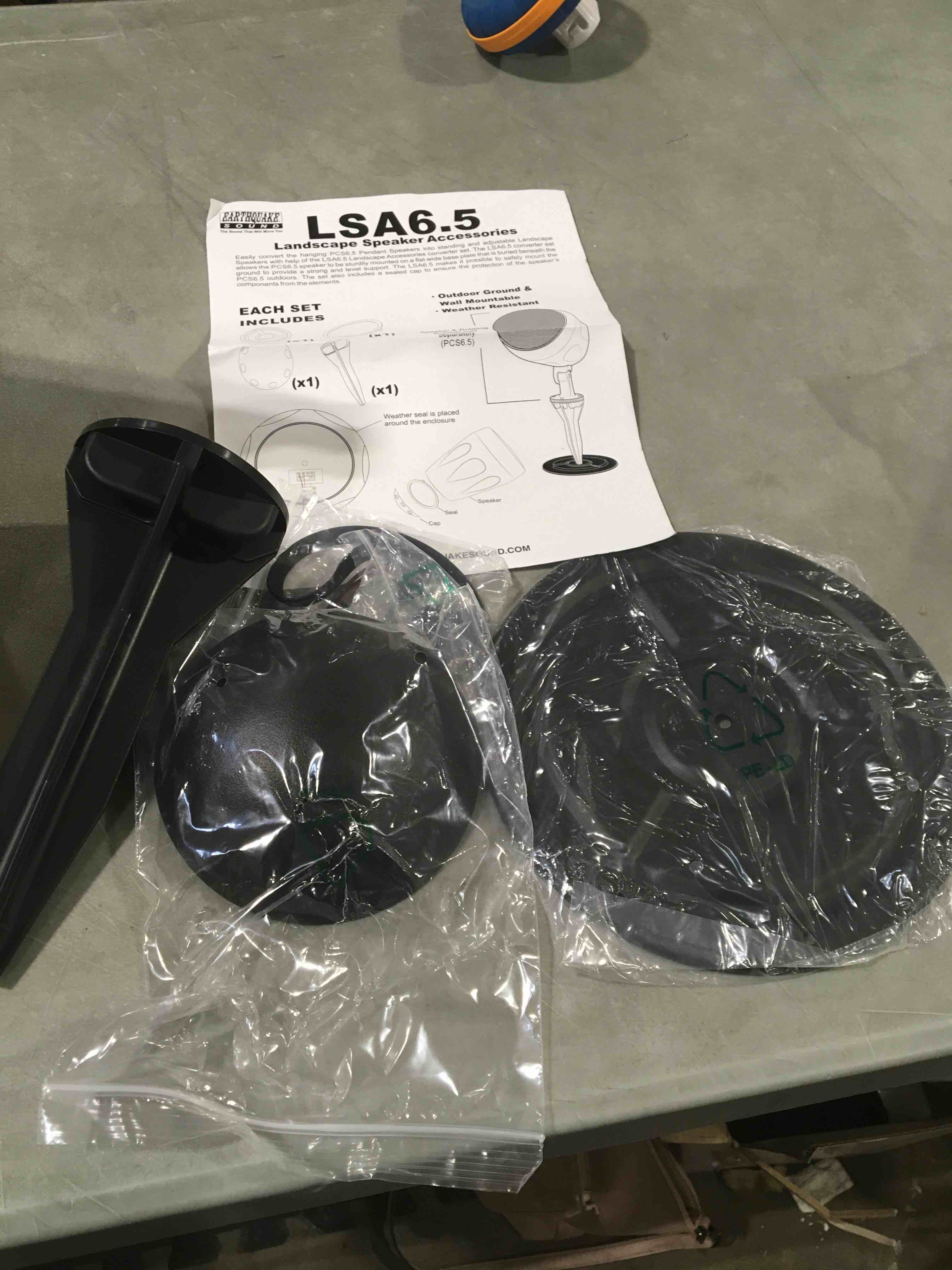 https://s3.amazonaws.com/lotting-images-prod/bidfta/YEL6581260_1720697245471.jpeg