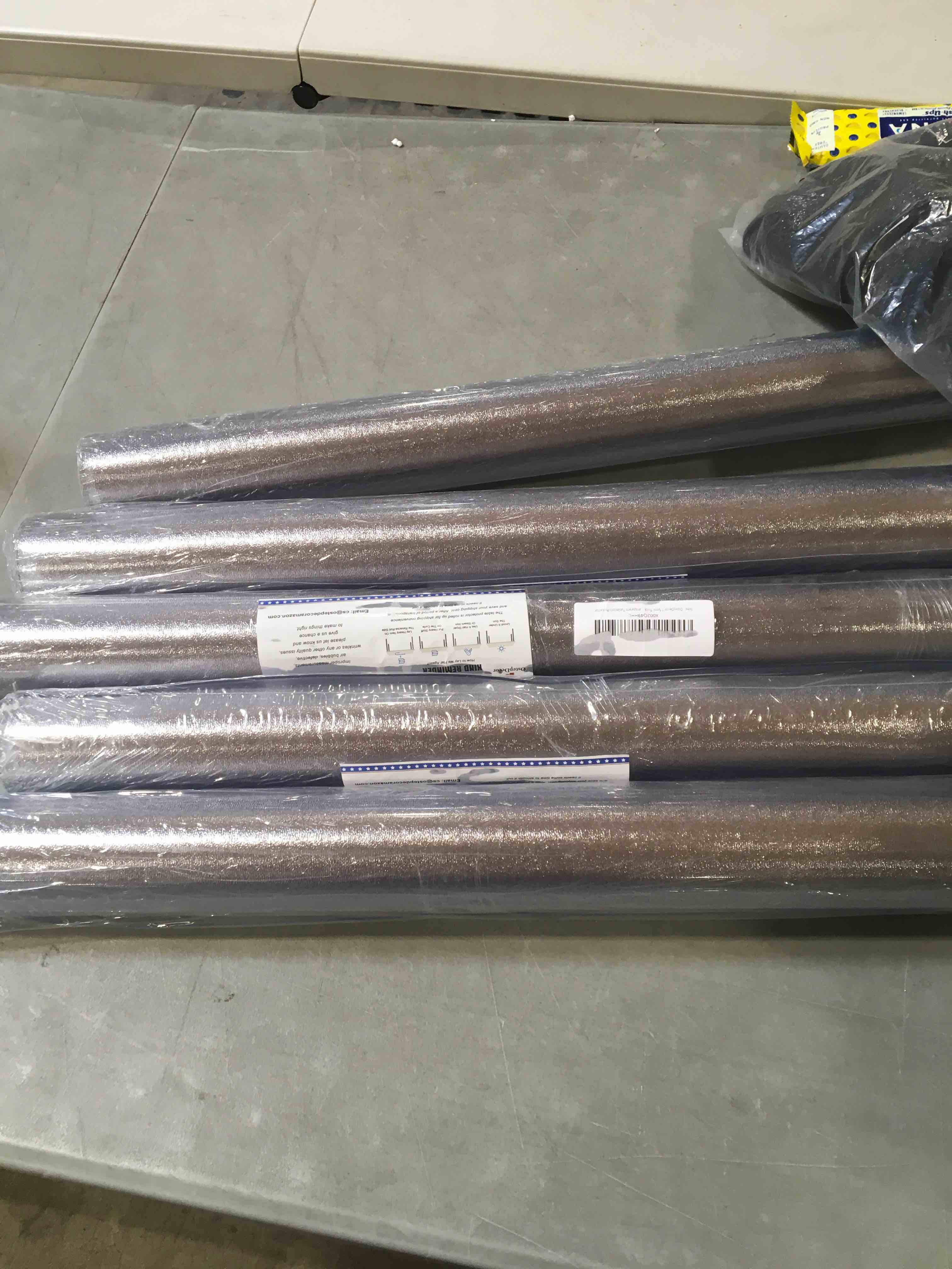 https://s3.amazonaws.com/lotting-images-prod/bidfta/YEL6581319_1720722161106.jpeg