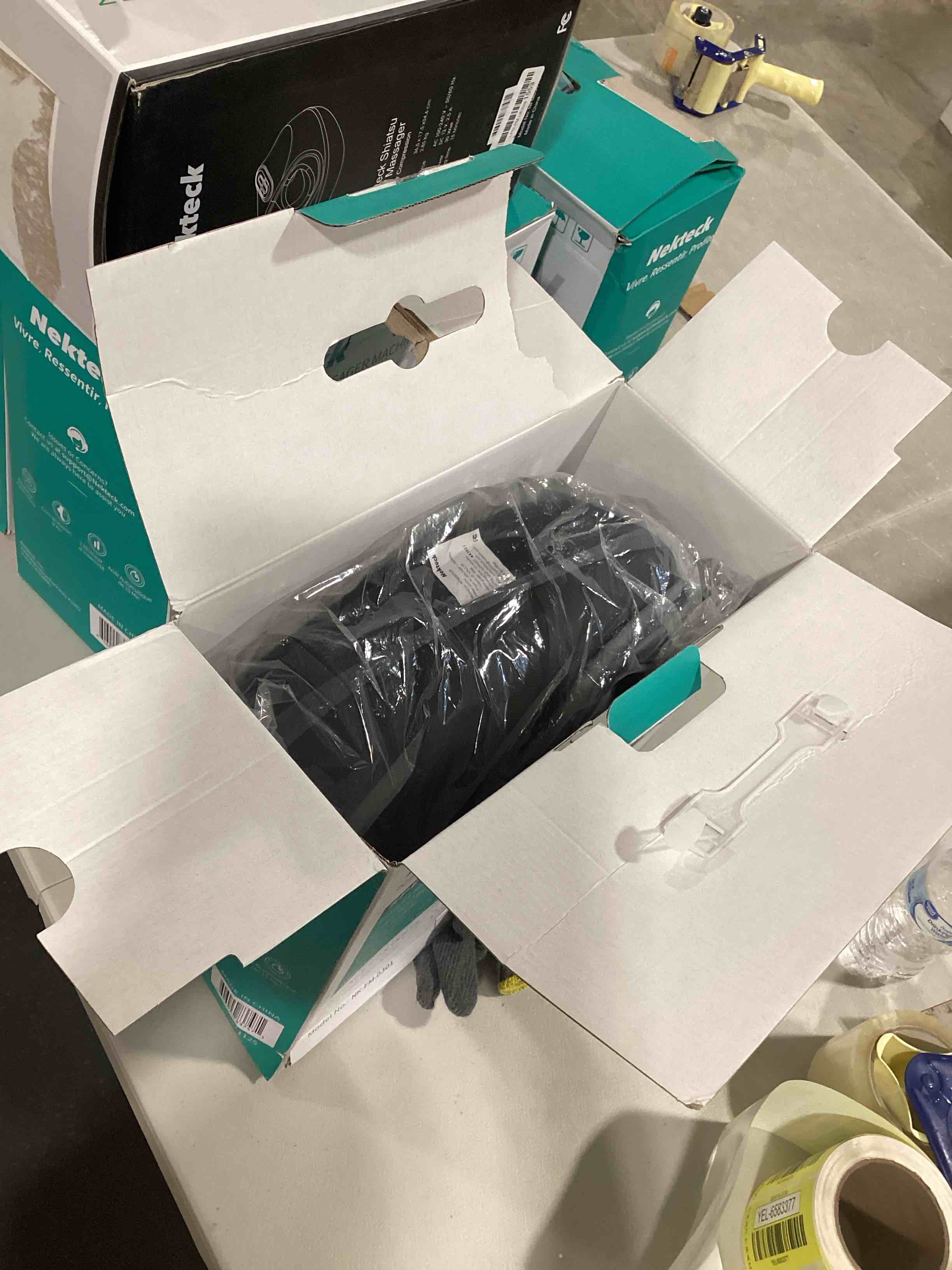 https://s3.amazonaws.com/lotting-images-prod/bidfta/YEL6583375_1720613486449.jpeg