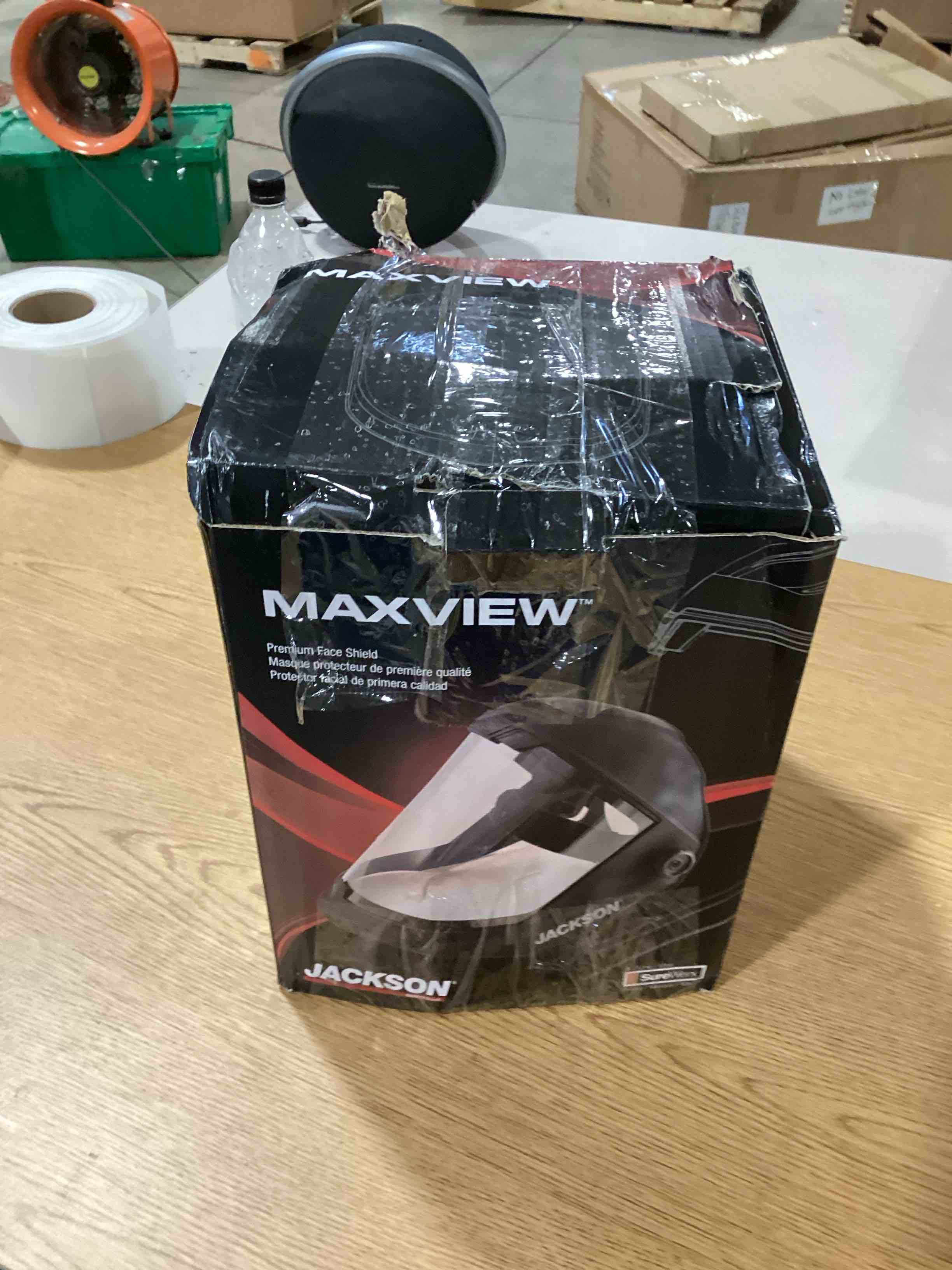 https://s3.amazonaws.com/lotting-images-prod/bidfta/YEL6583821_1721304545537.jpeg