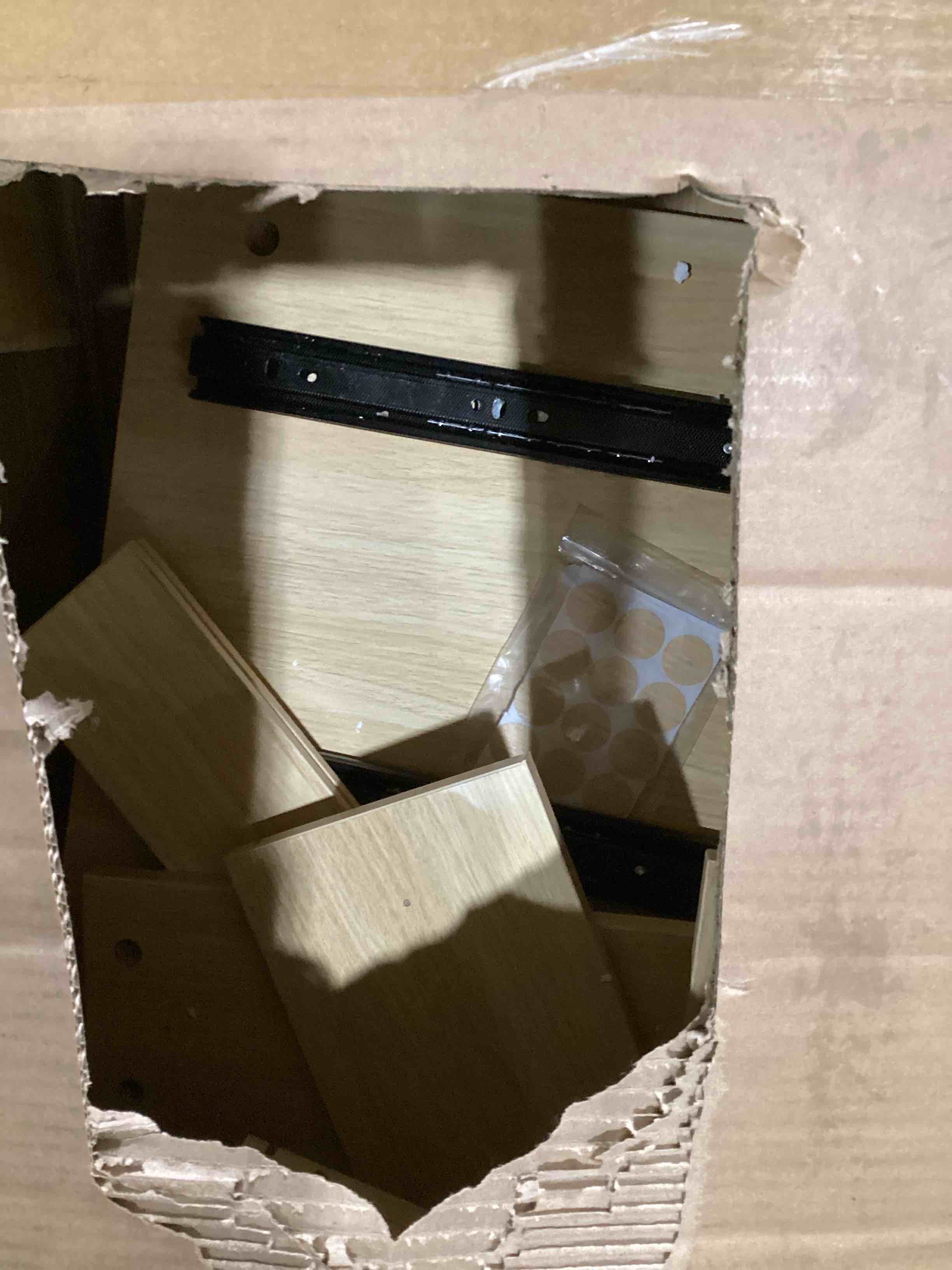https://s3.amazonaws.com/lotting-images-prod/bidfta/YEL6584105_1717677990565.jpeg