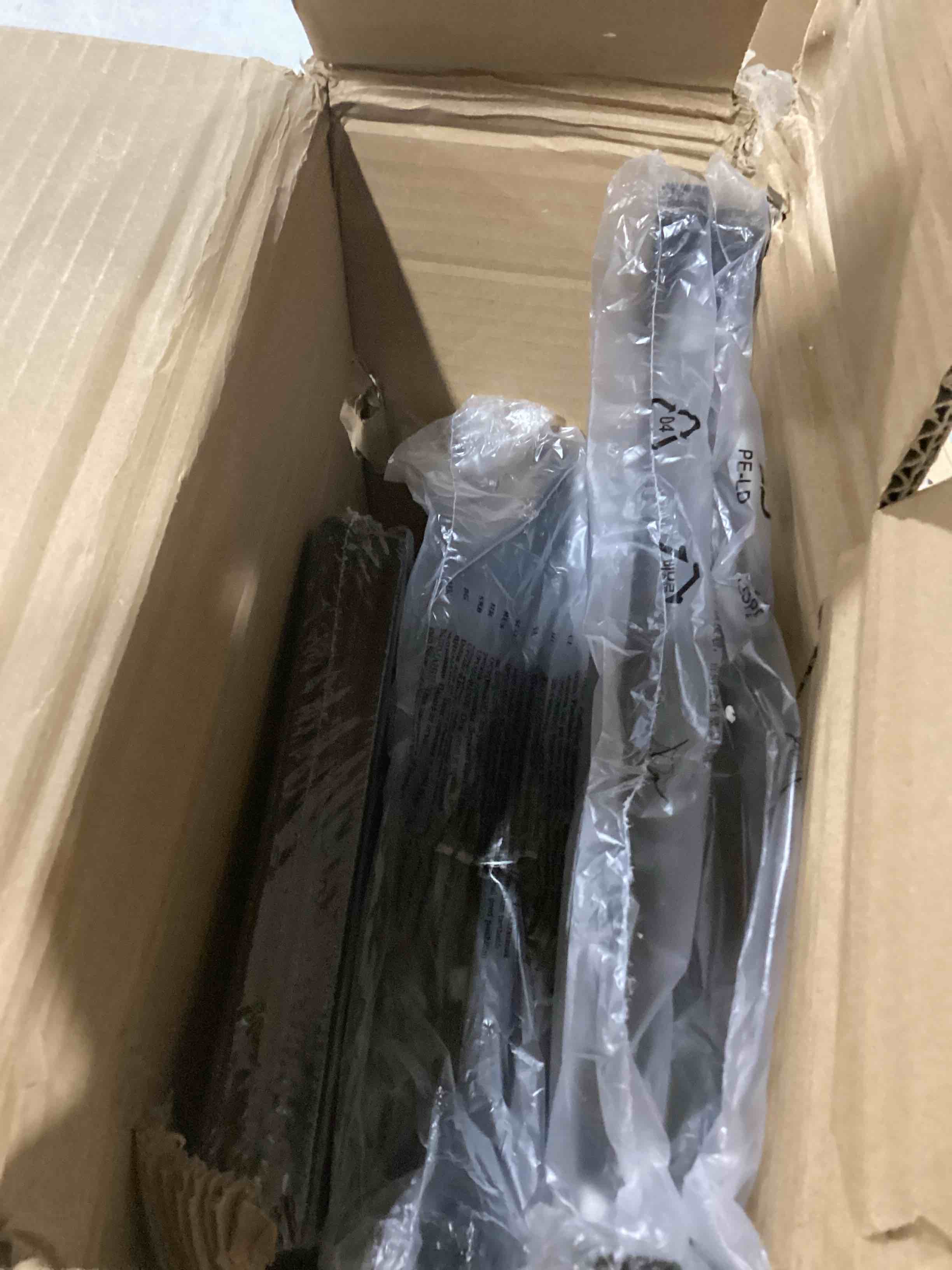 https://s3.amazonaws.com/lotting-images-prod/bidfta/YEL6585653_1718737430924.jpeg