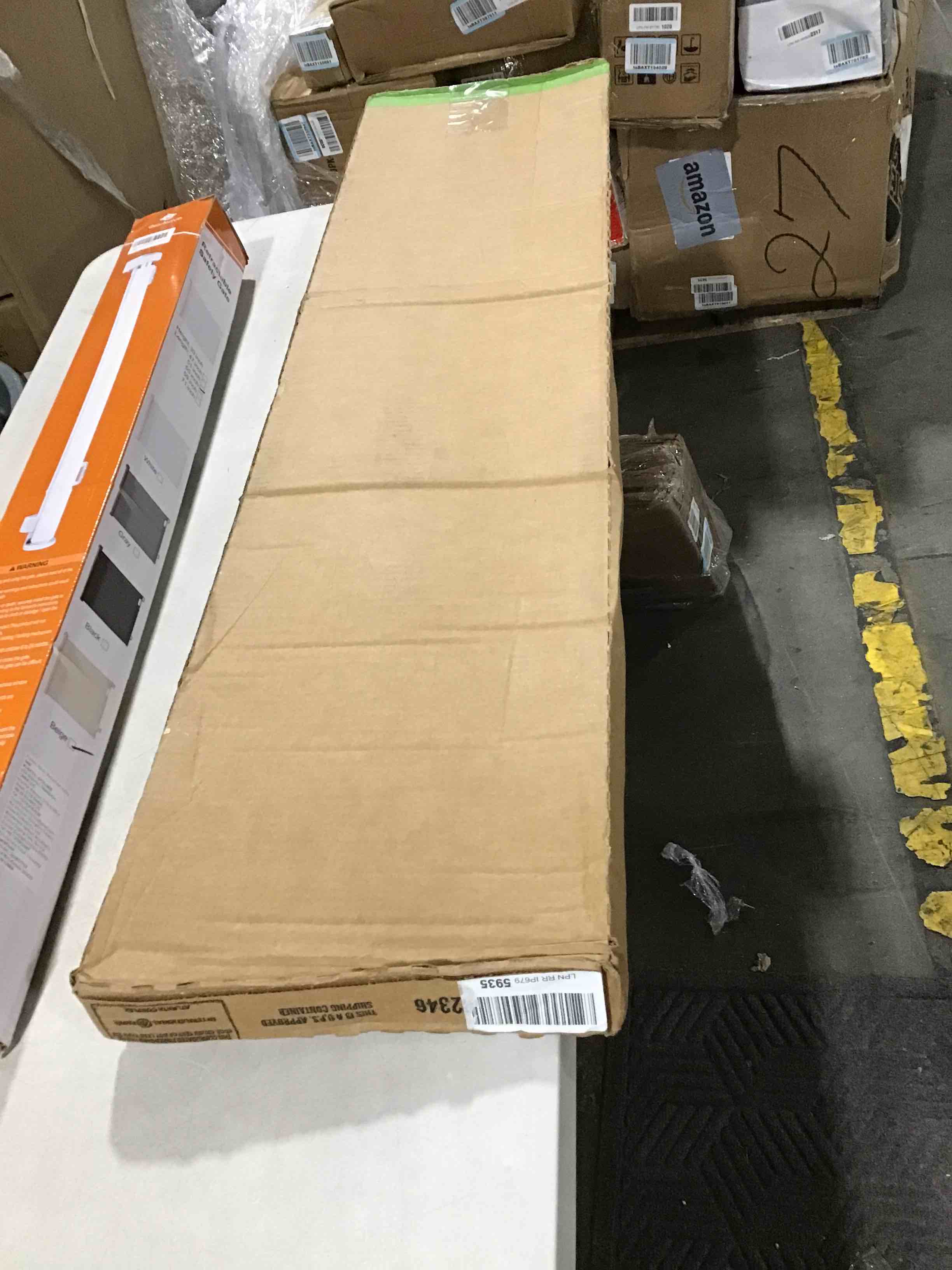 https://s3.amazonaws.com/lotting-images-prod/bidfta/YEL6589100_1721230544364.jpeg