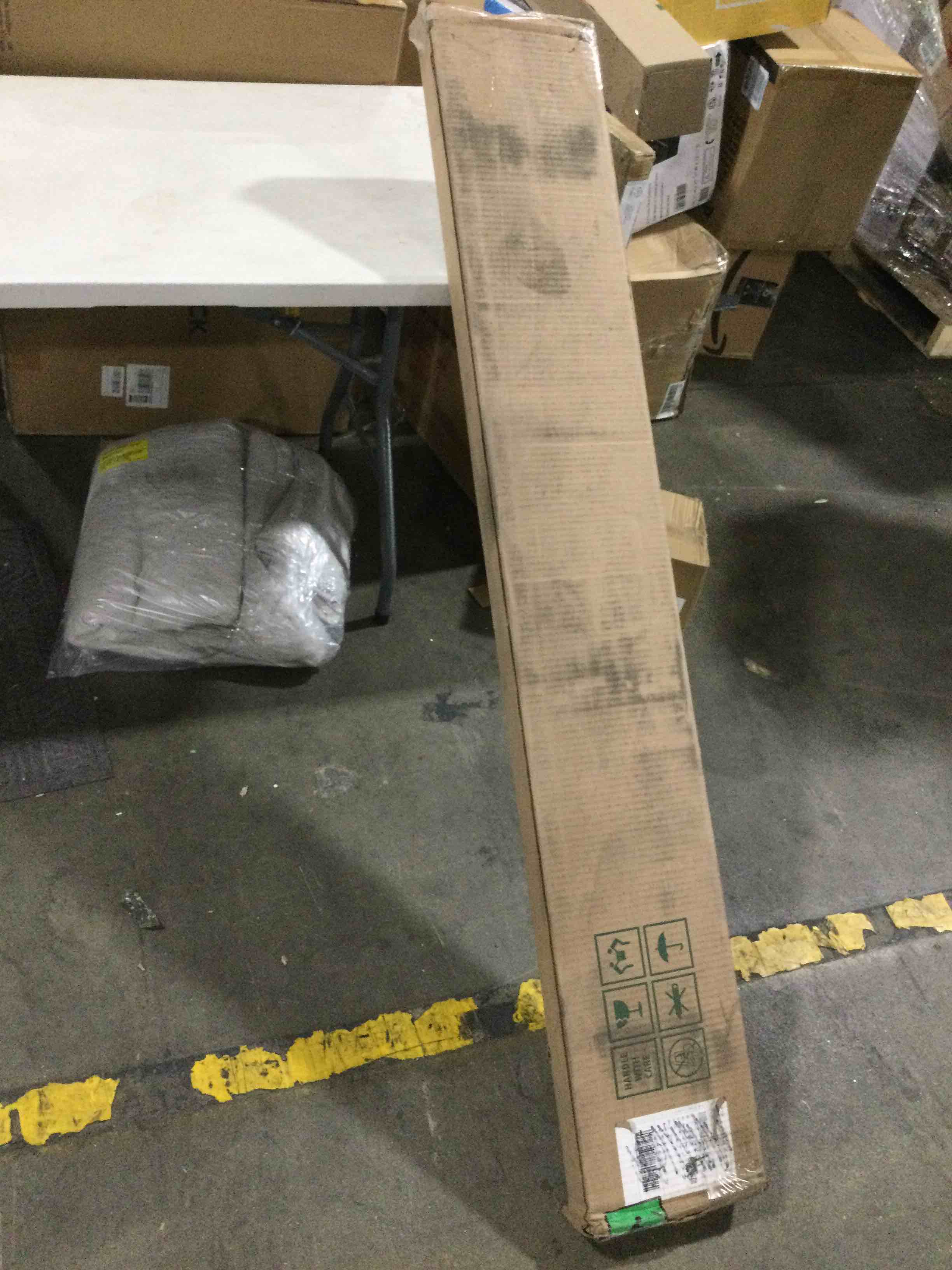 https://s3.amazonaws.com/lotting-images-prod/bidfta/YEL6589262_1721841366384.jpeg