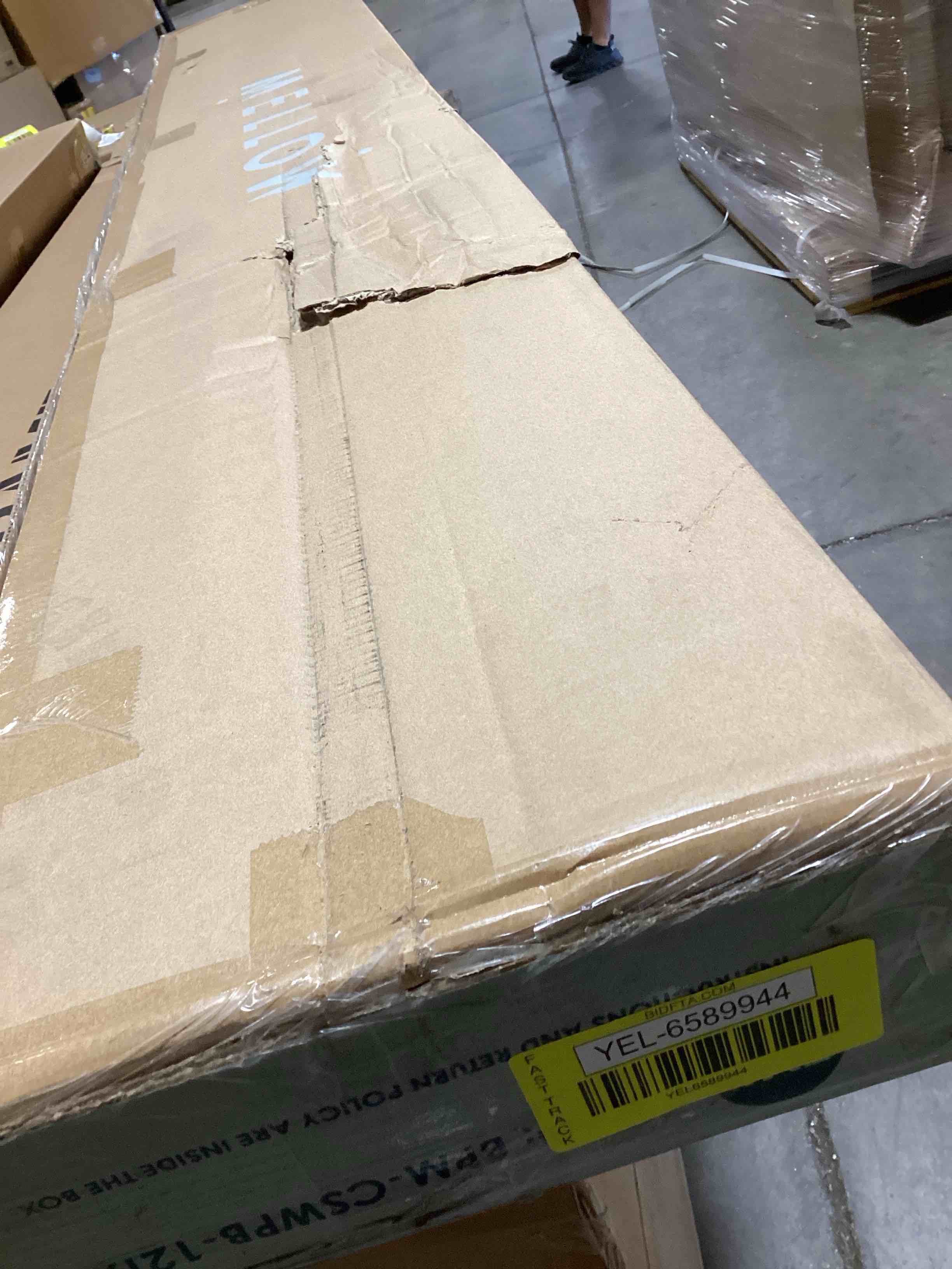 https://s3.amazonaws.com/lotting-images-prod/bidfta/YEL6589944_1717170273705.jpeg