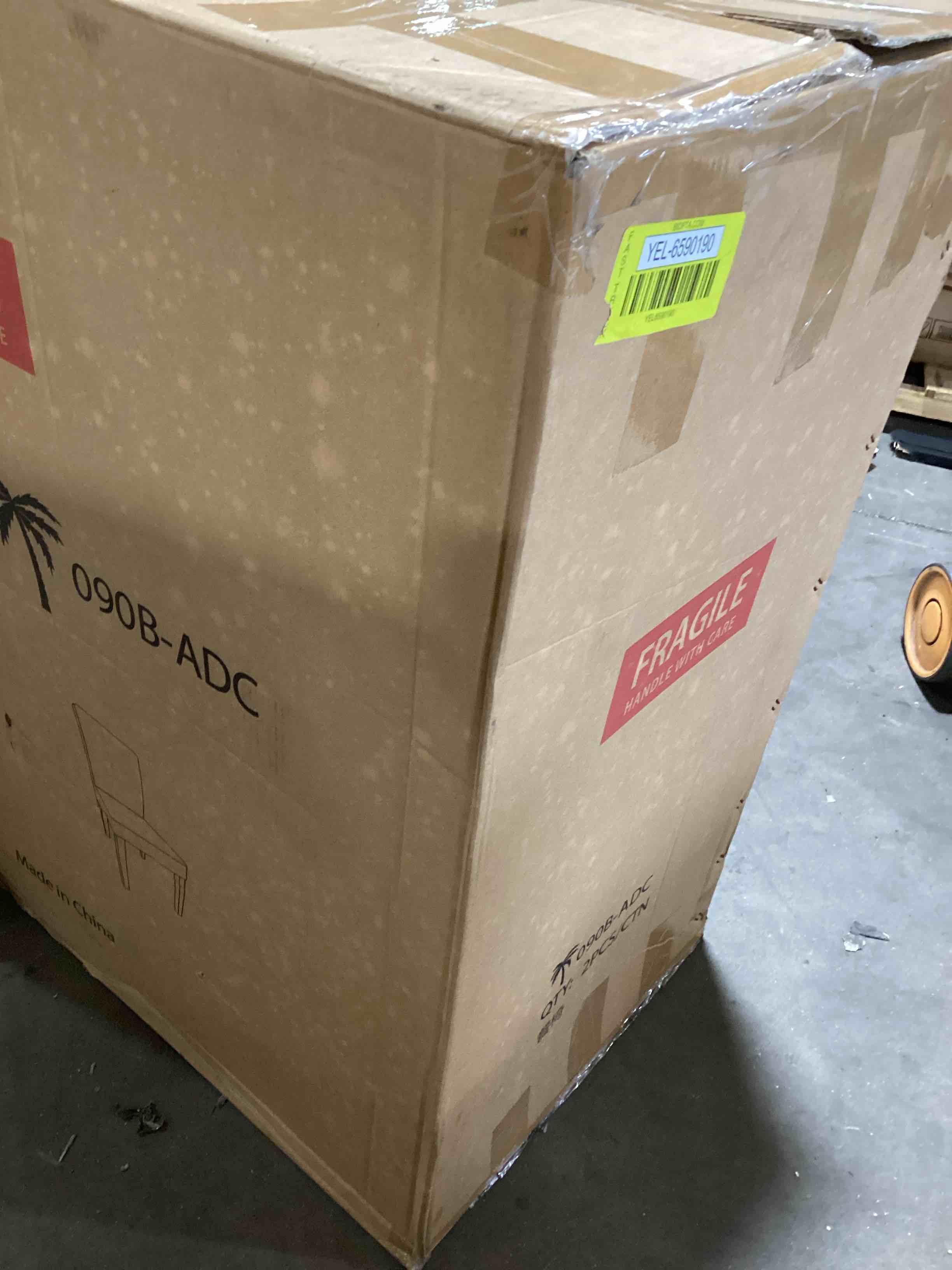 https://s3.amazonaws.com/lotting-images-prod/bidfta/YEL6590190_1717435705801.jpeg