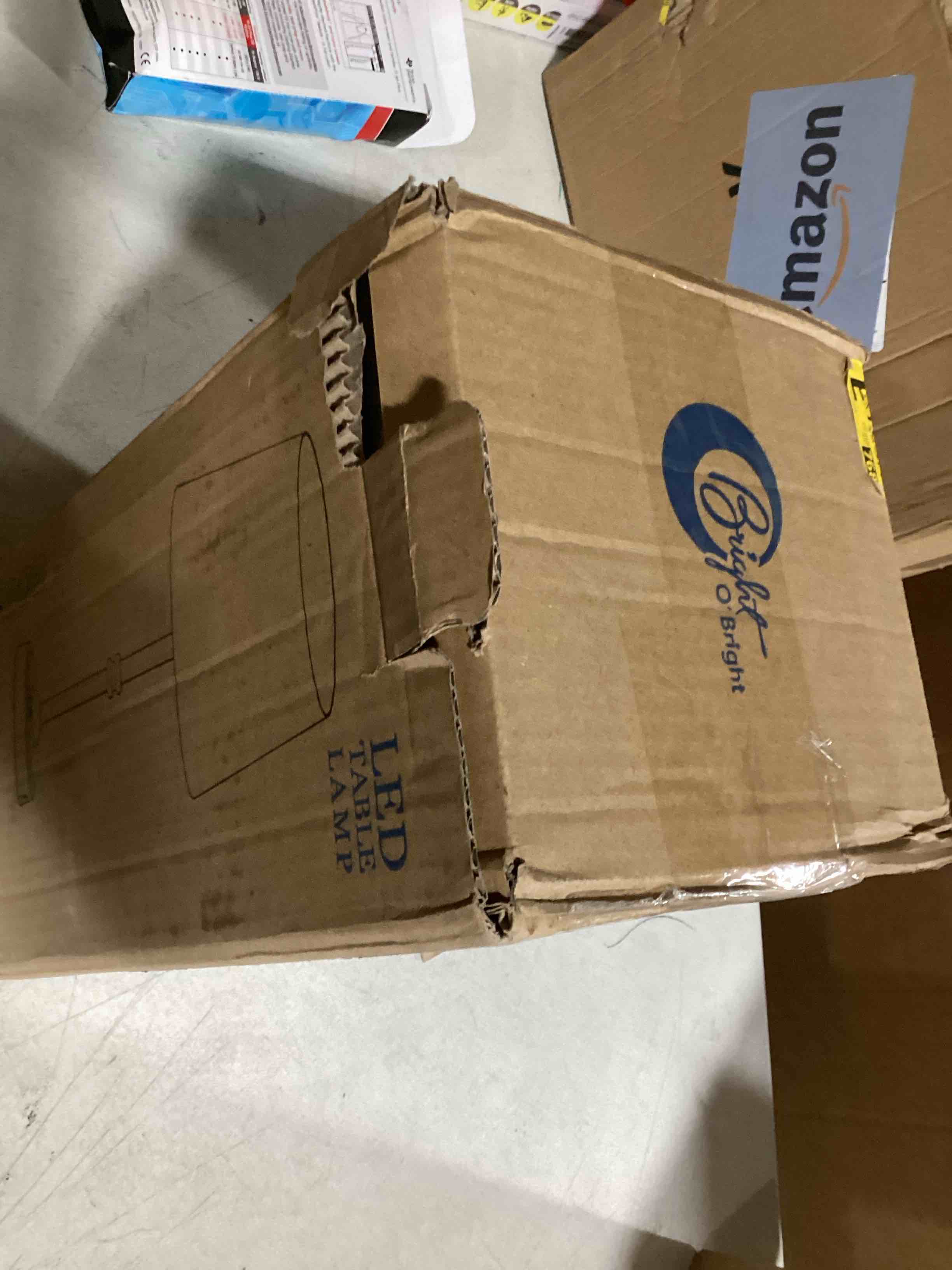 https://s3.amazonaws.com/lotting-images-prod/bidfta/YEL6591752_1717174182804.jpeg
