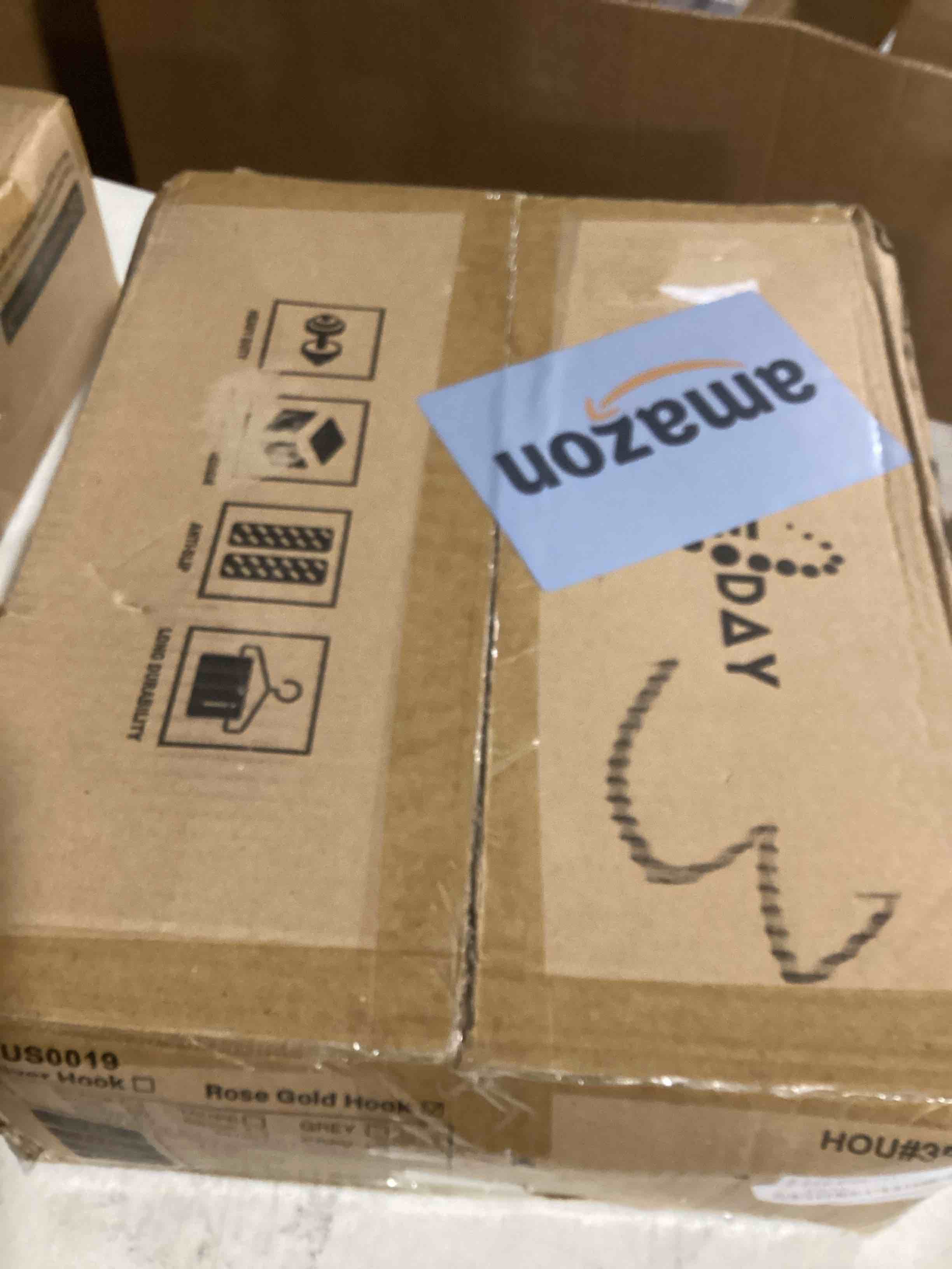 https://s3.amazonaws.com/lotting-images-prod/bidfta/YEL6591756_1717174602372.jpeg
