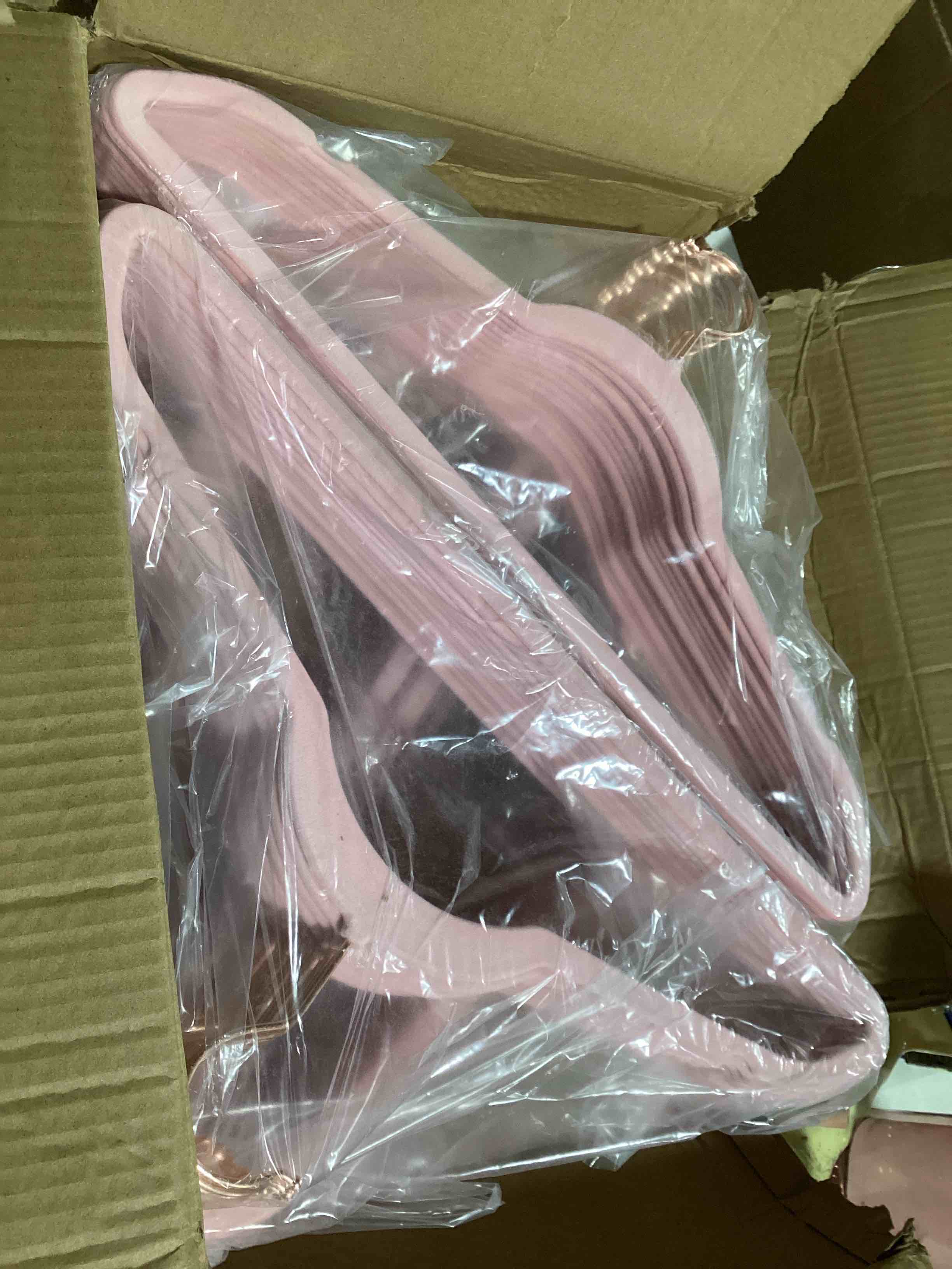 https://s3.amazonaws.com/lotting-images-prod/bidfta/YEL6591756_1717174618942.jpeg