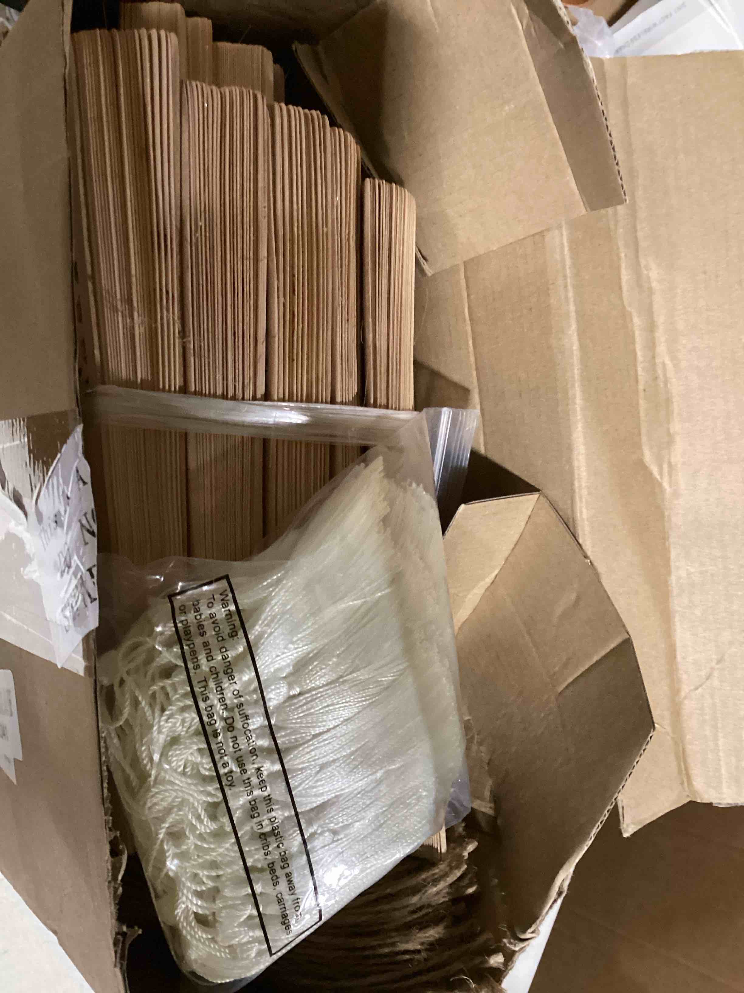 https://s3.amazonaws.com/lotting-images-prod/bidfta/YEL6591776_1717176667126.jpeg