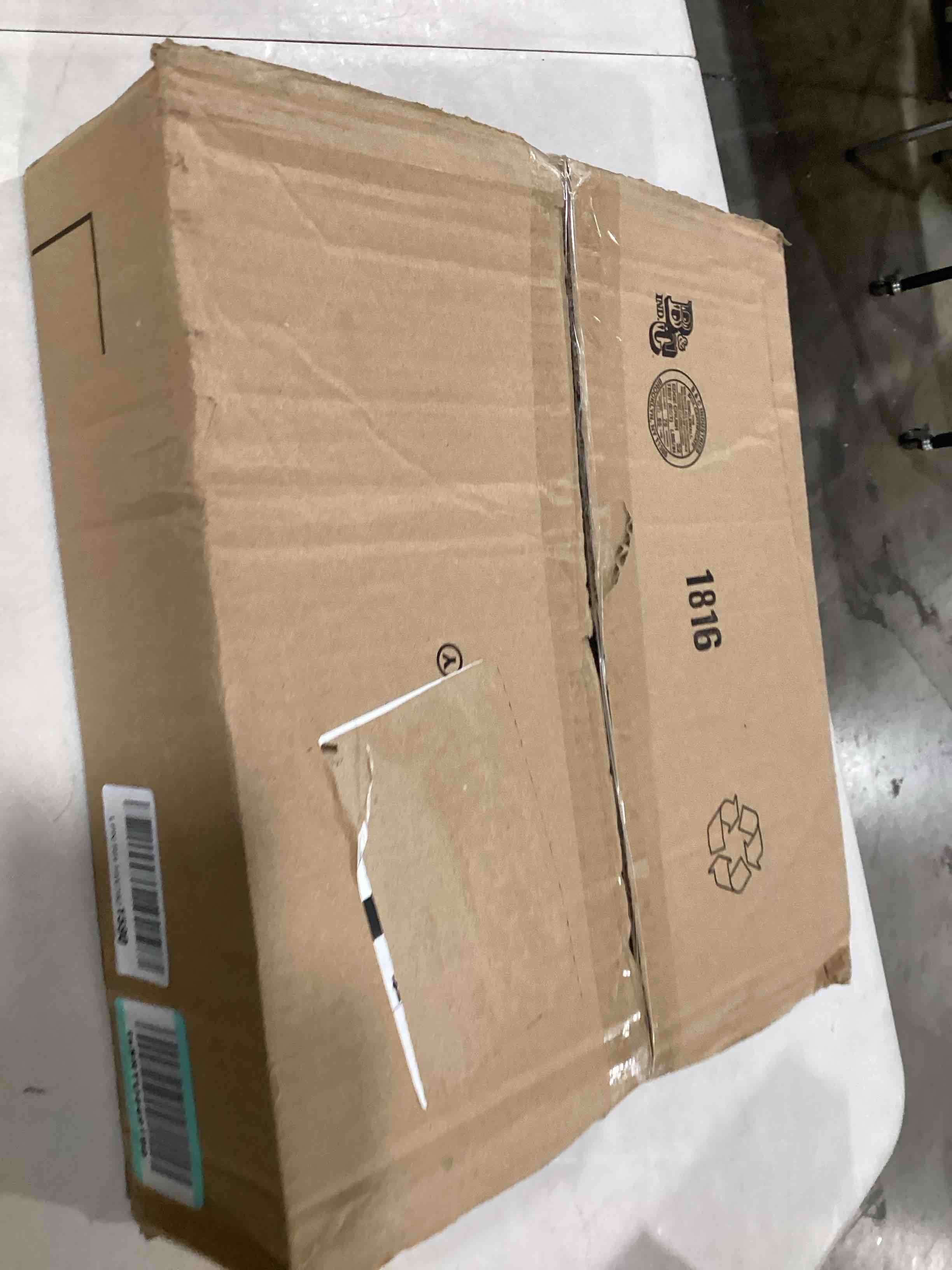 https://s3.amazonaws.com/lotting-images-prod/bidfta/YEL6592876_1718025524734.jpeg