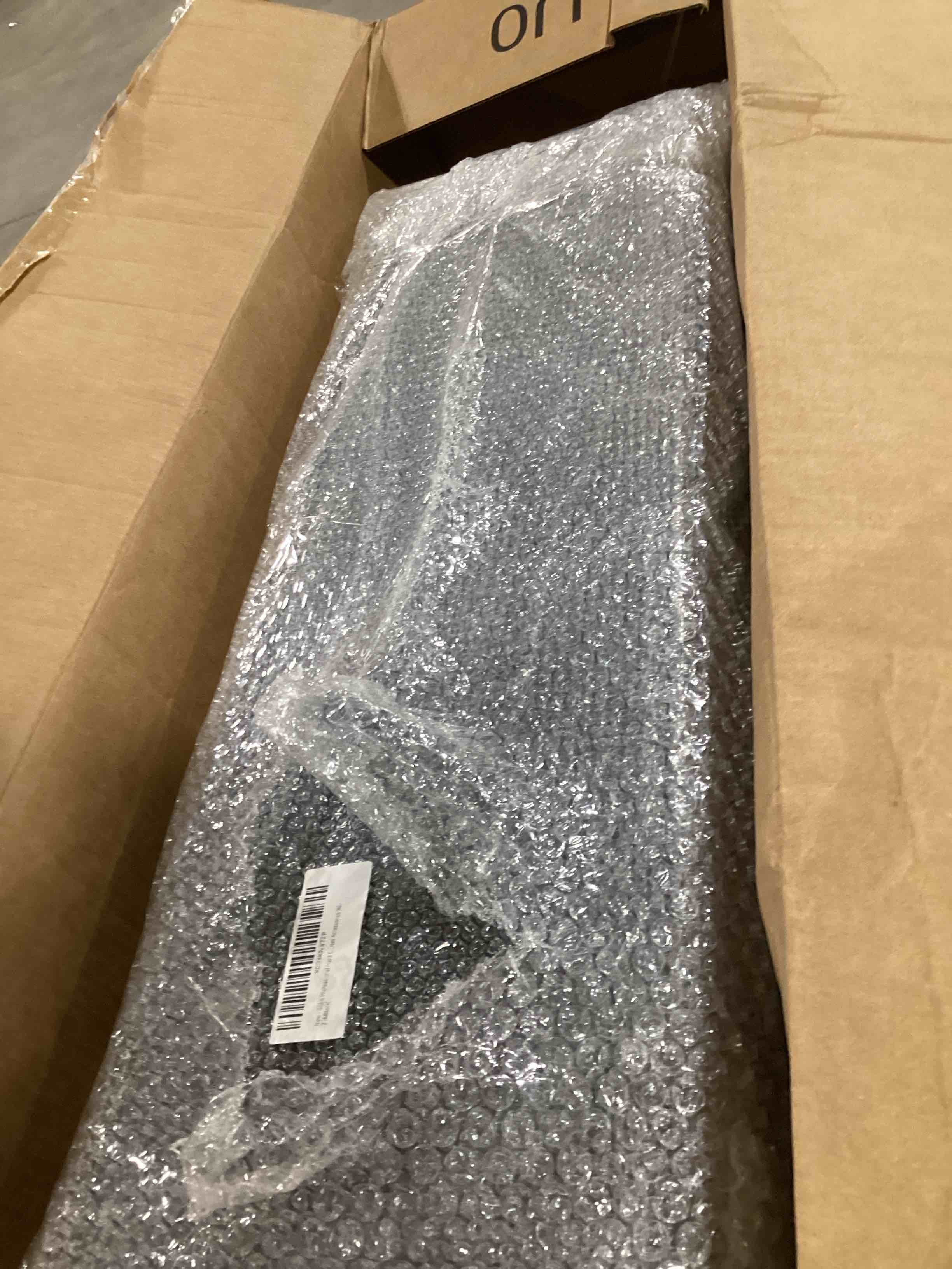 https://s3.amazonaws.com/lotting-images-prod/bidfta/YEL6592877_1718025242342.jpeg
