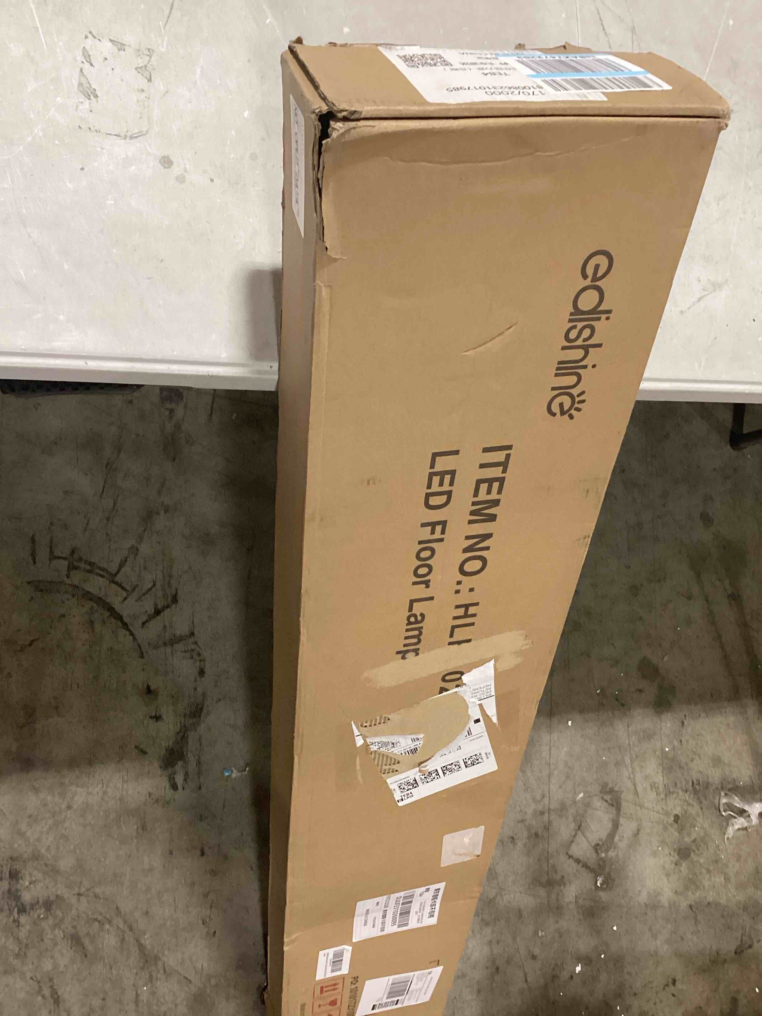 https://s3.amazonaws.com/lotting-images-prod/bidfta/YEL6594166_1718366267282.jpeg