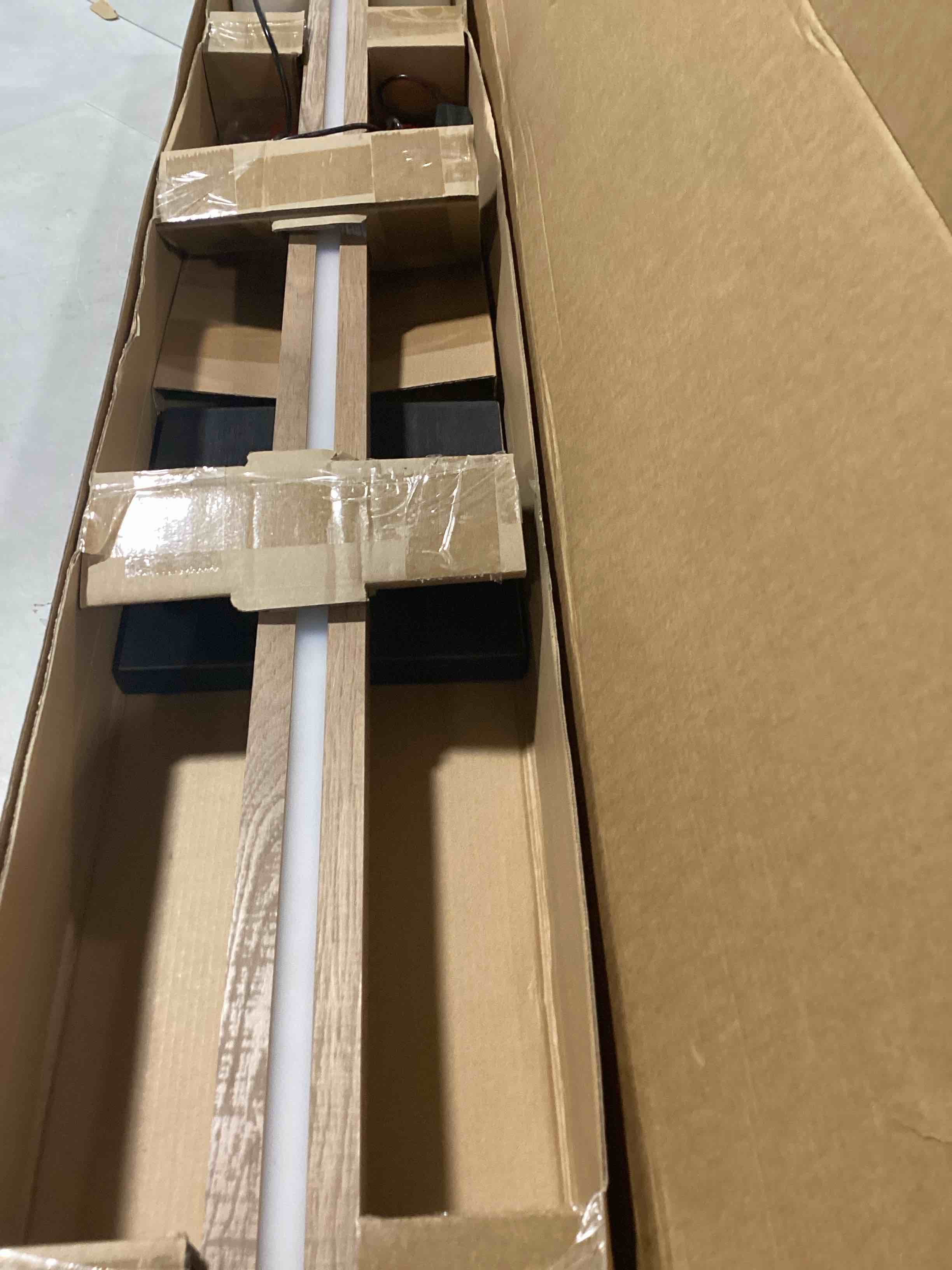 https://s3.amazonaws.com/lotting-images-prod/bidfta/YEL6594166_1718366293906.jpeg