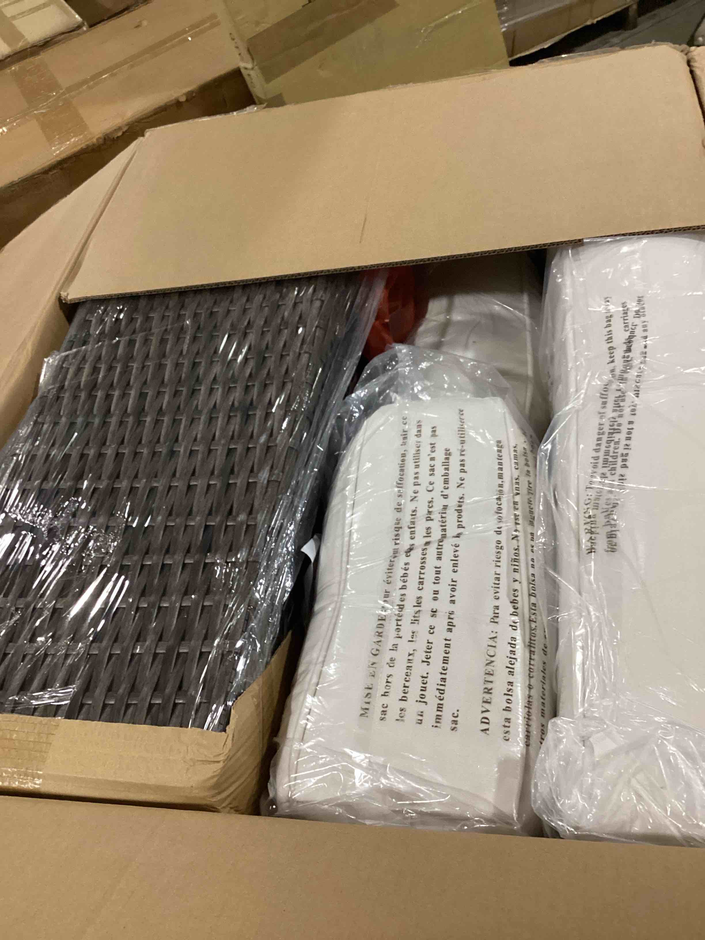 https://s3.amazonaws.com/lotting-images-prod/bidfta/YEL6595113_1719254145983.jpeg