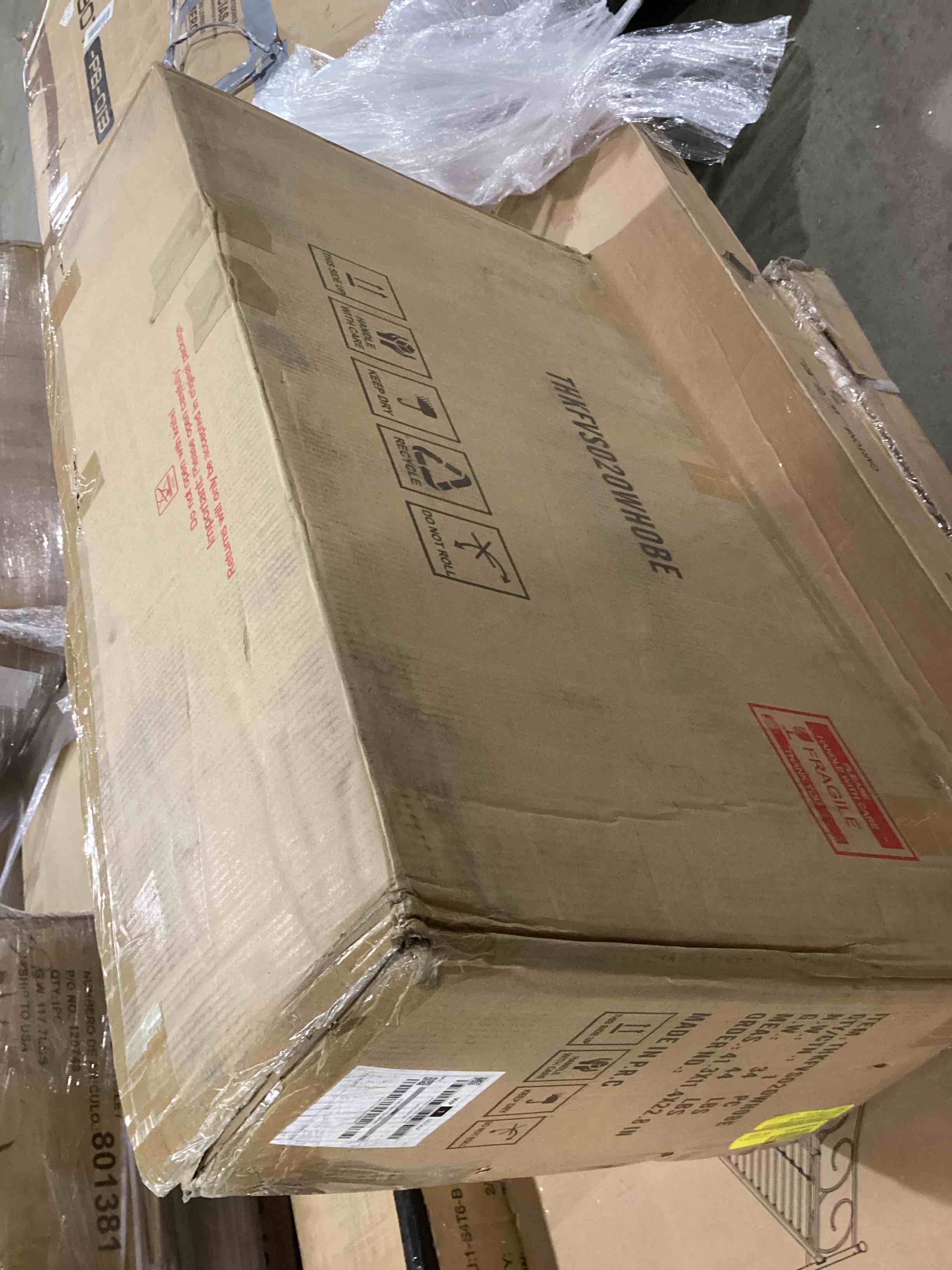 https://s3.amazonaws.com/lotting-images-prod/bidfta/YEL6595653_1720008055414.jpeg
