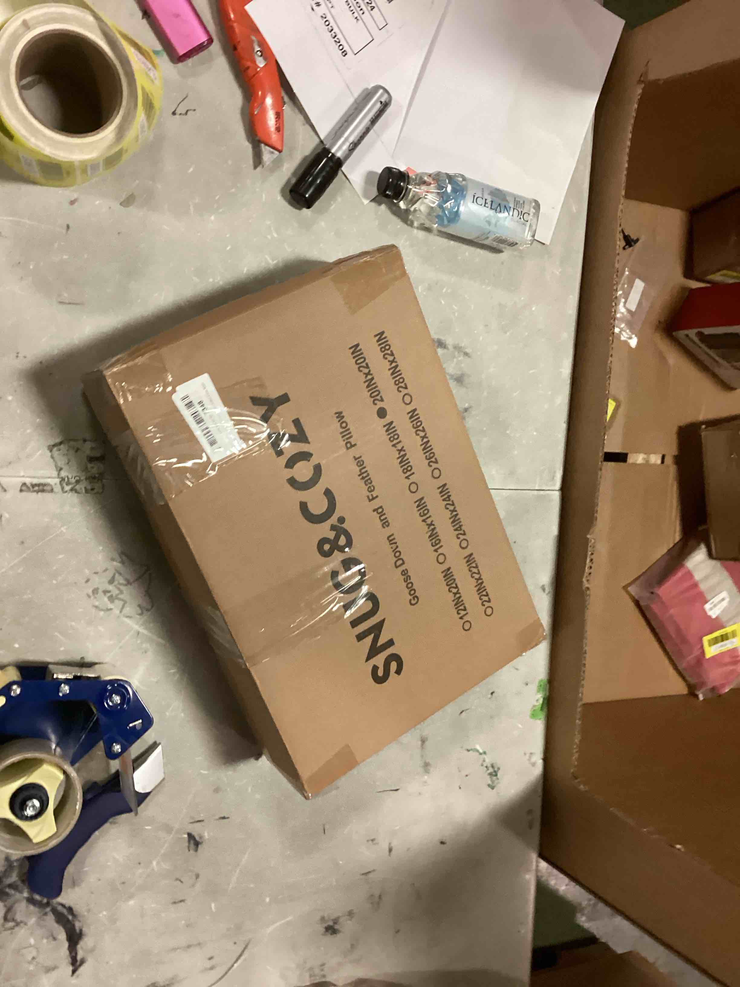 https://s3.amazonaws.com/lotting-images-prod/bidfta/YEL6598134_1716485971533.jpeg