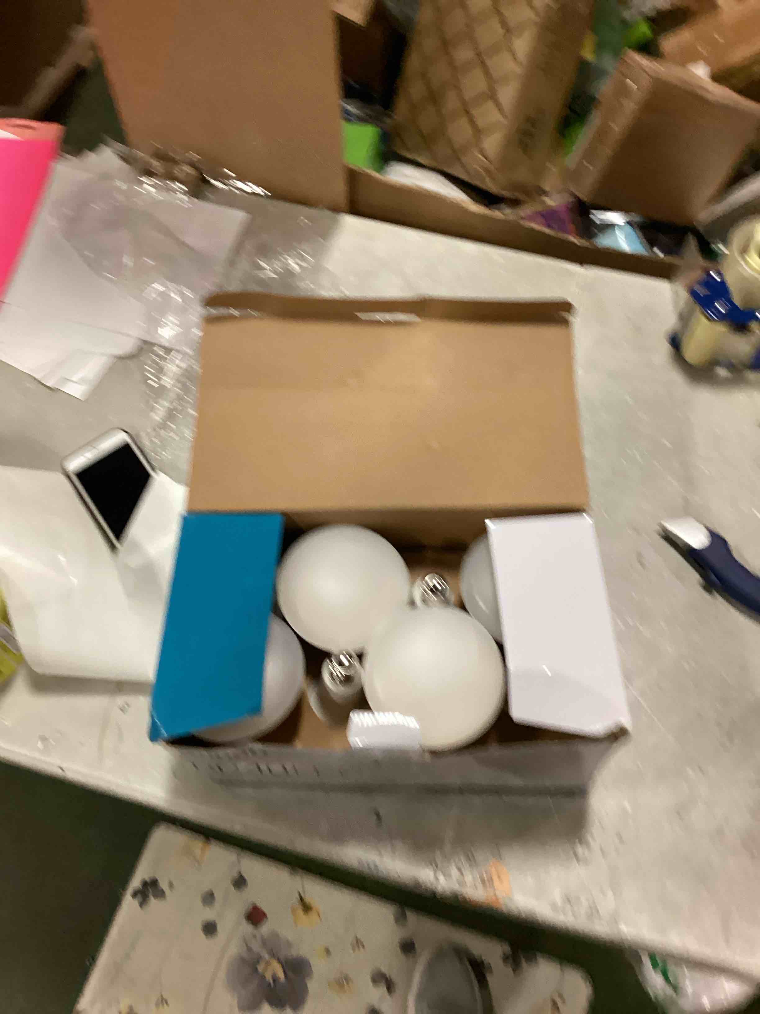 https://s3.amazonaws.com/lotting-images-prod/bidfta/YEL6598297_1716556628045.jpeg