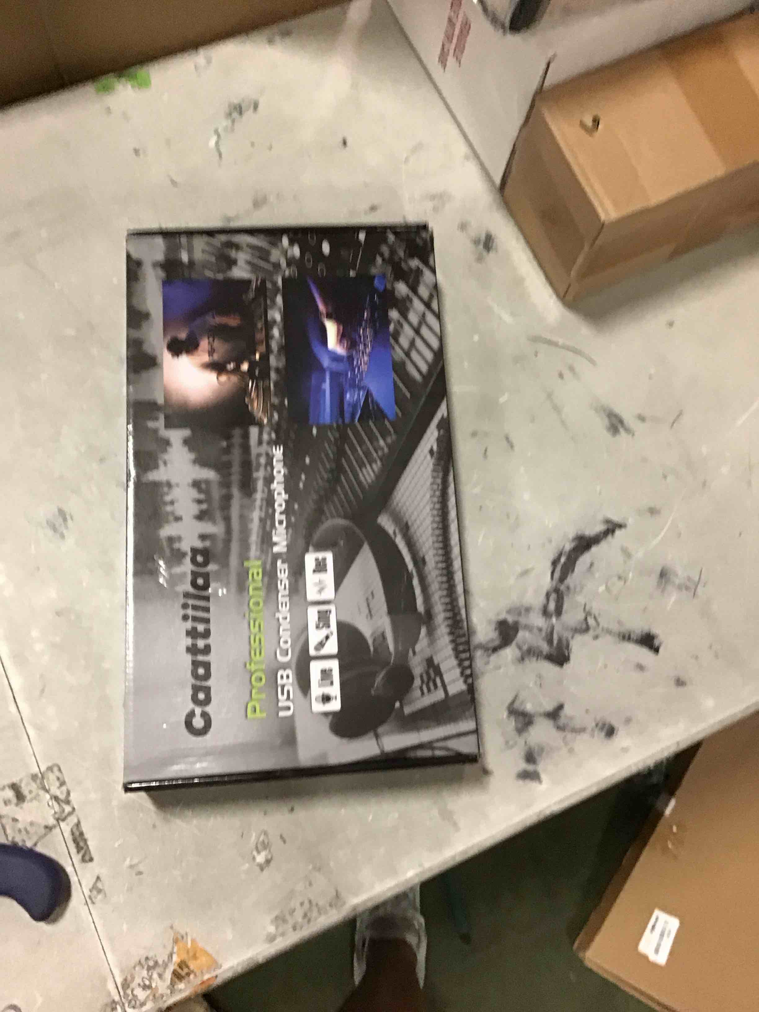 https://s3.amazonaws.com/lotting-images-prod/bidfta/YEL6598864_1716915613216.jpeg