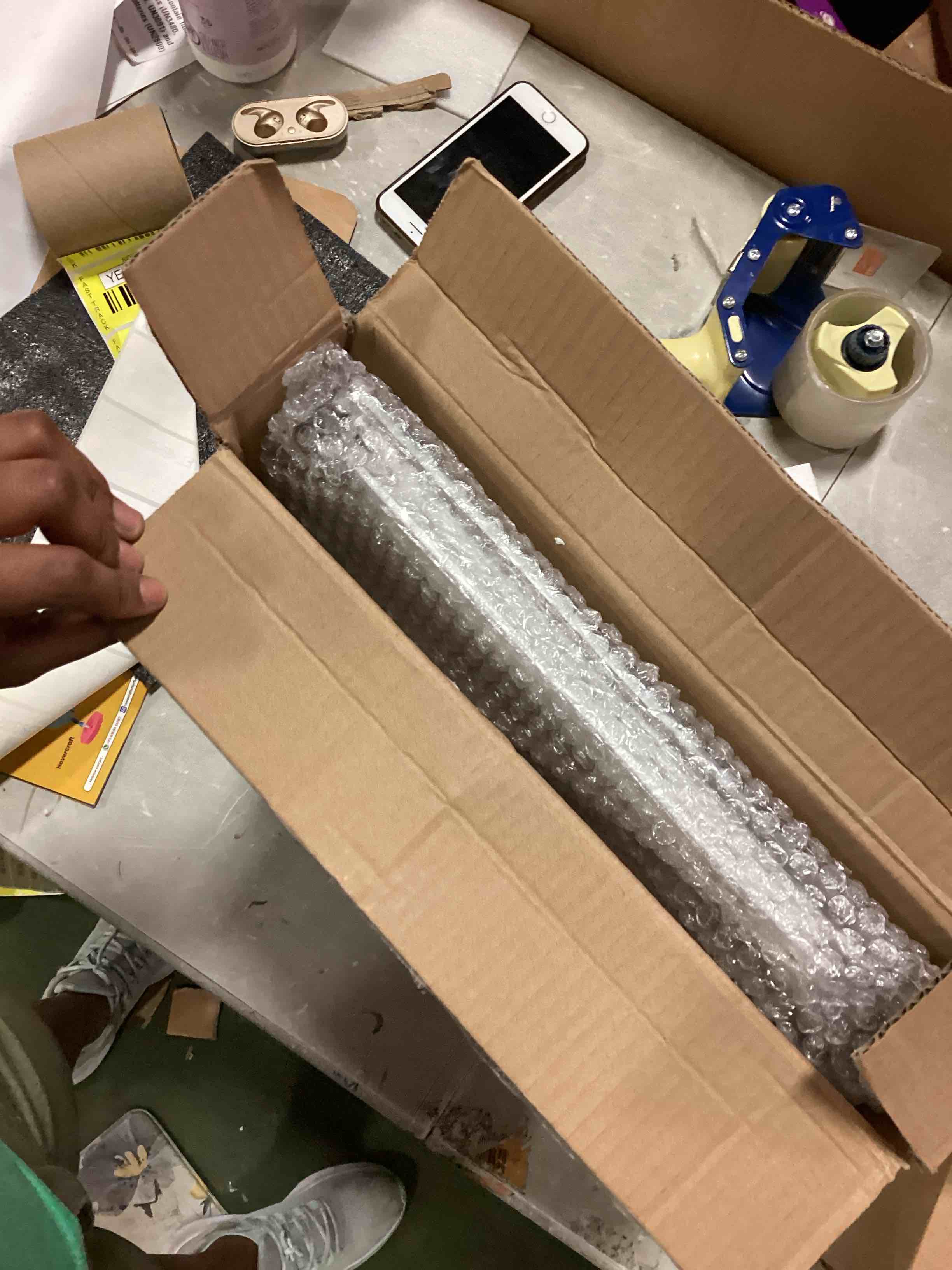 https://s3.amazonaws.com/lotting-images-prod/bidfta/YEL6598900_1716918698442.jpeg