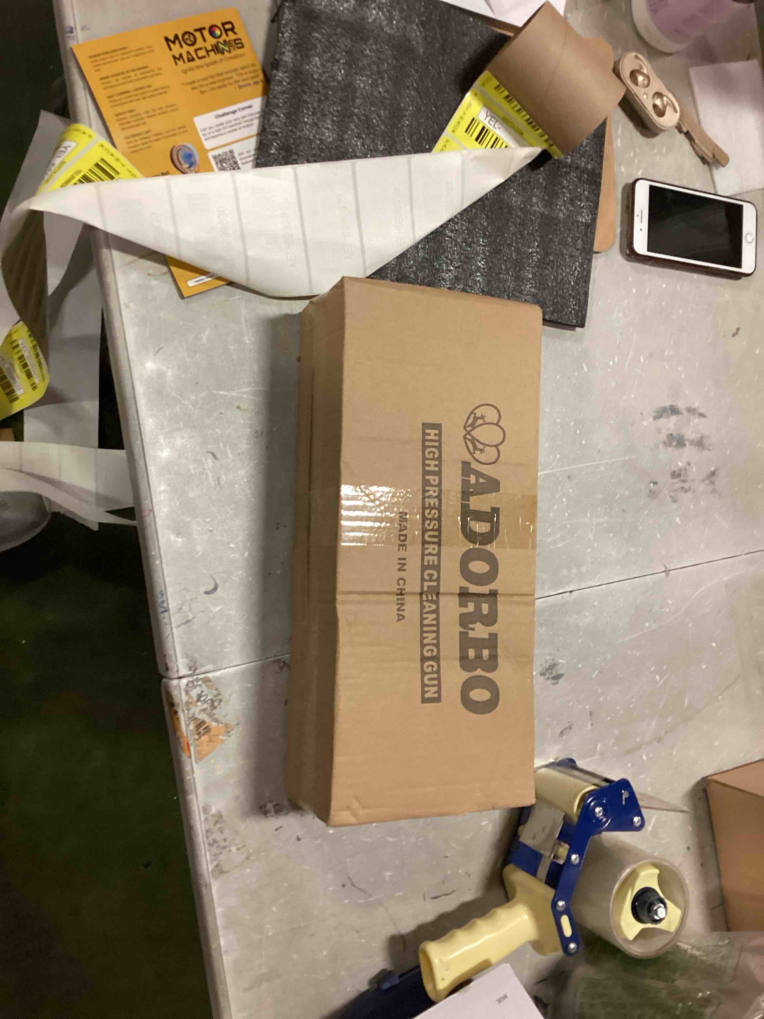 https://s3.amazonaws.com/lotting-images-prod/bidfta/YEL6598912_1716918838051.jpeg