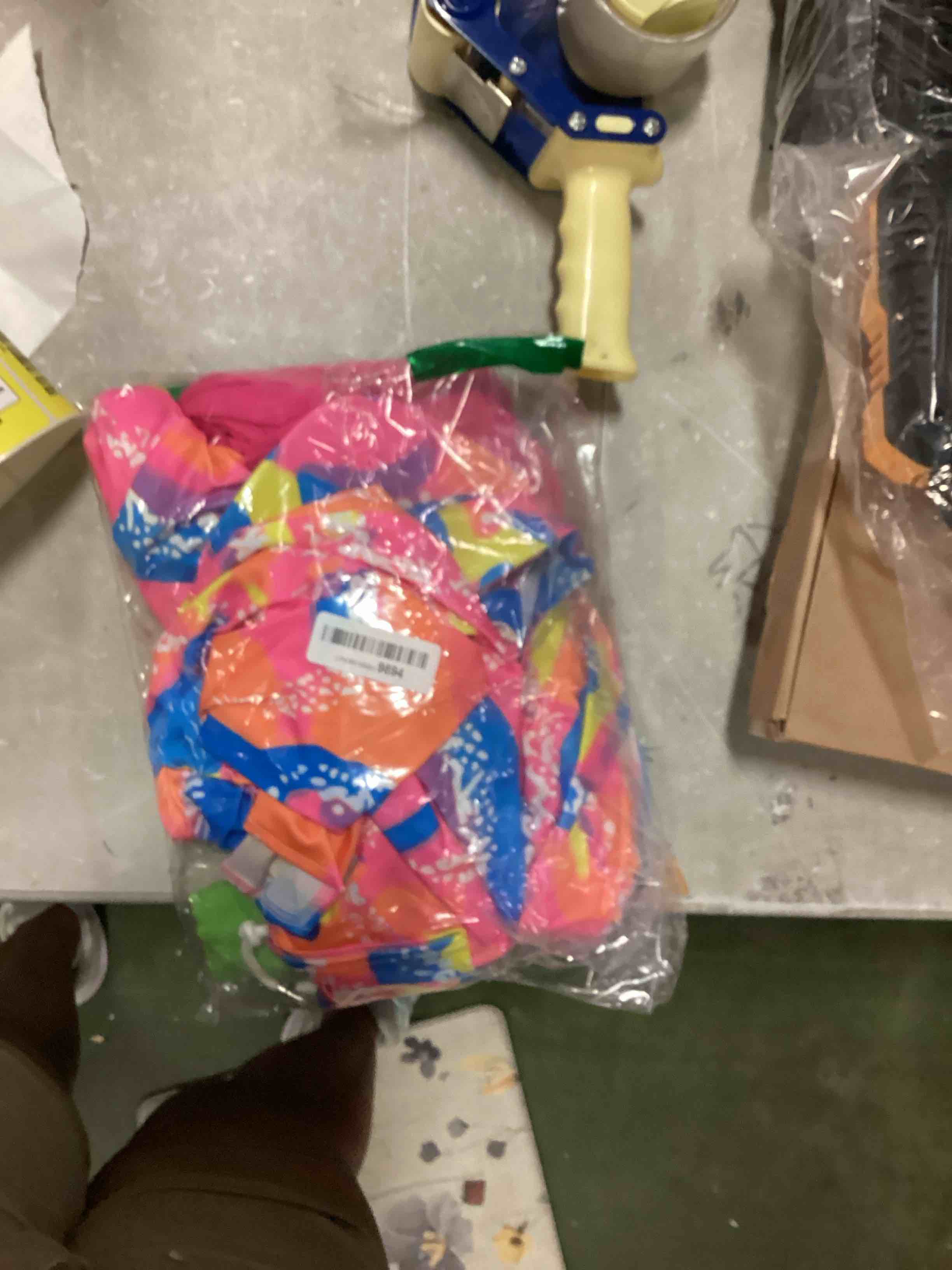 https://s3.amazonaws.com/lotting-images-prod/bidfta/YEL6598924_1716920797439.jpeg