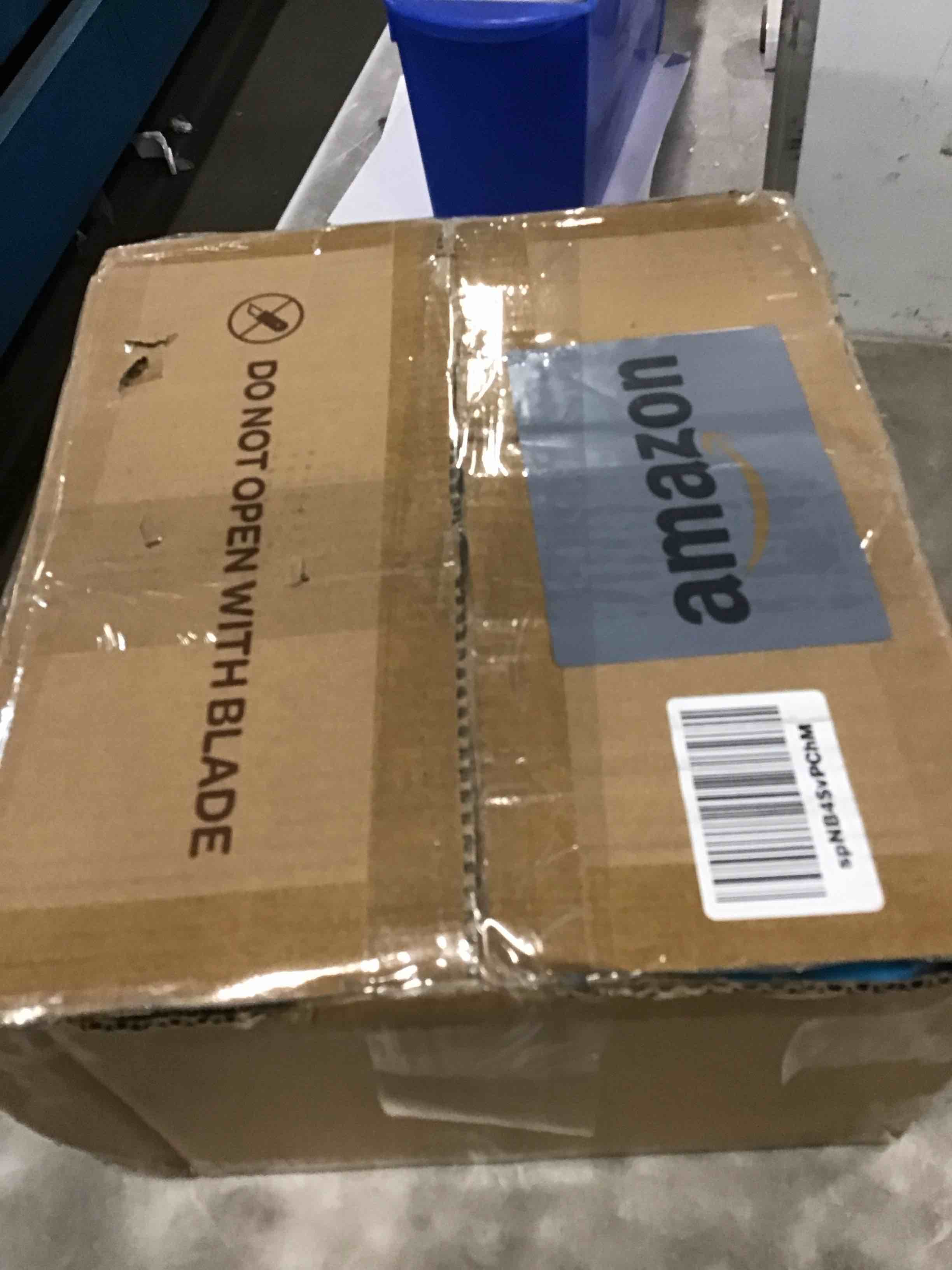https://s3.amazonaws.com/lotting-images-prod/bidfta/YEL6600725_1716209785067.jpeg