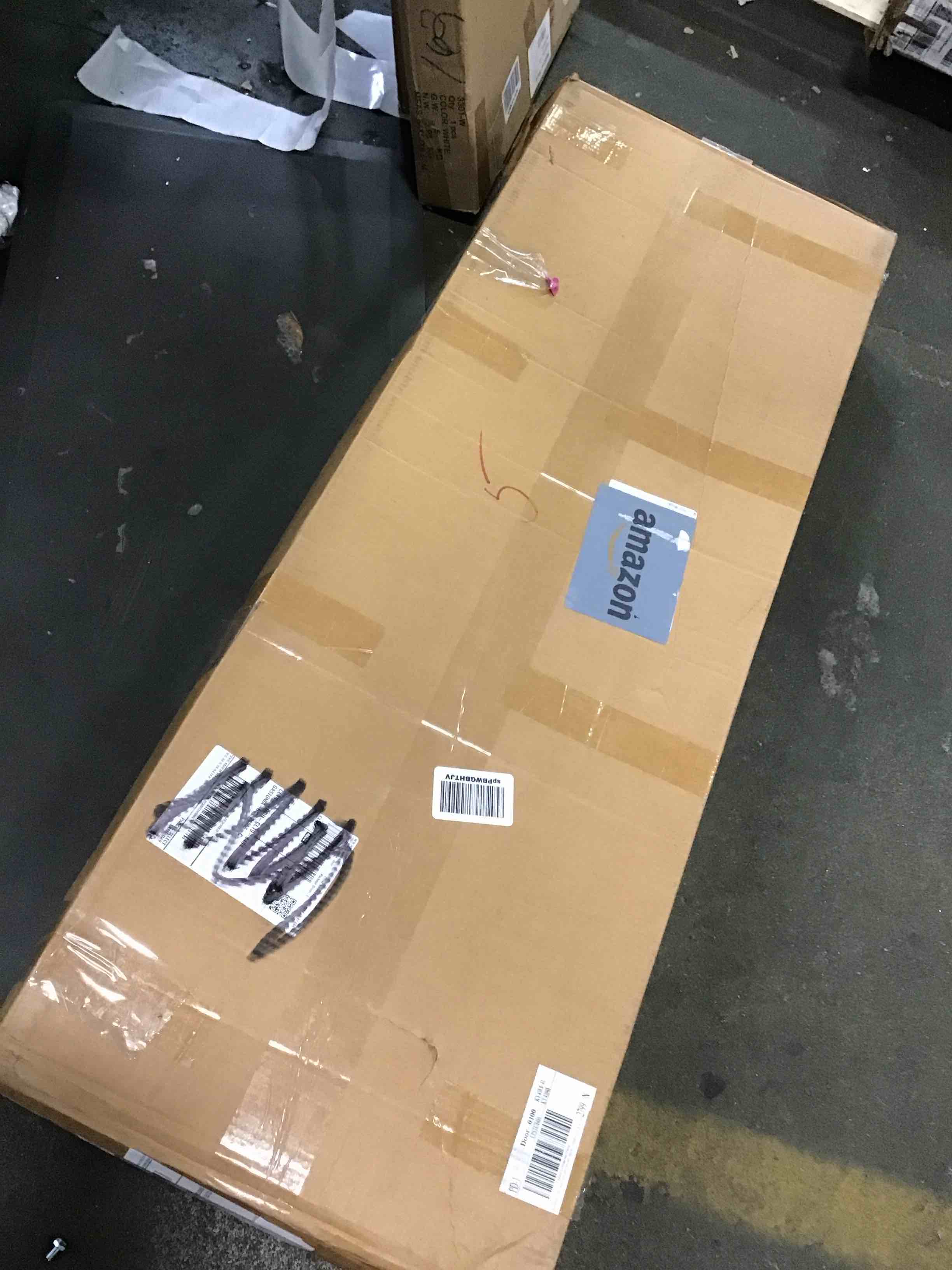 https://s3.amazonaws.com/lotting-images-prod/bidfta/YEL6600829_1716222956779.jpeg