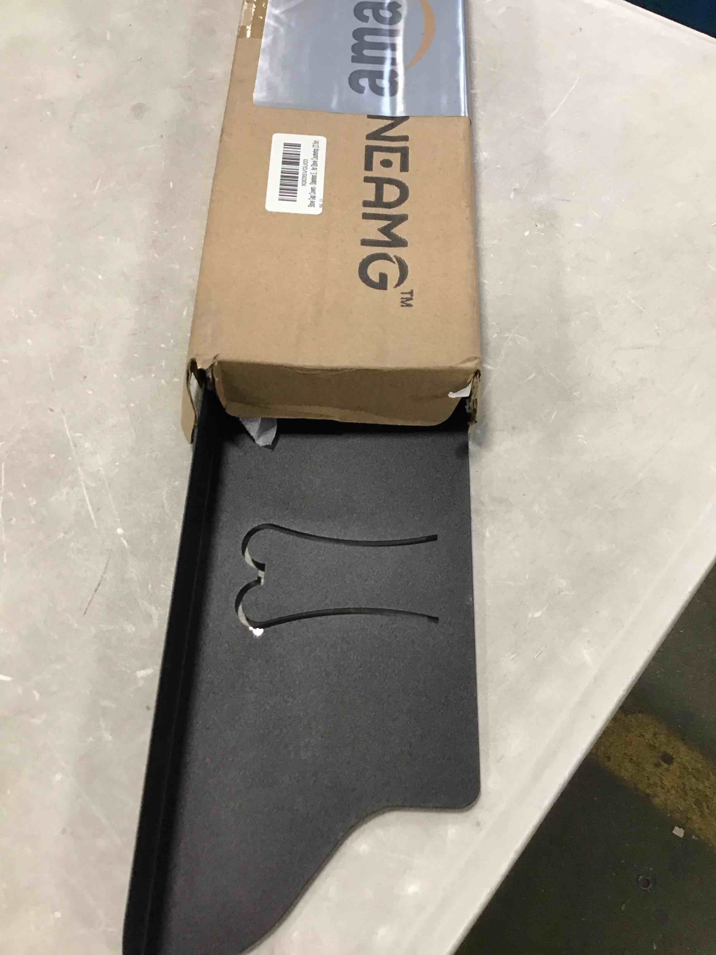 https://s3.amazonaws.com/lotting-images-prod/bidfta/YEL6601518_1716490411668.jpeg