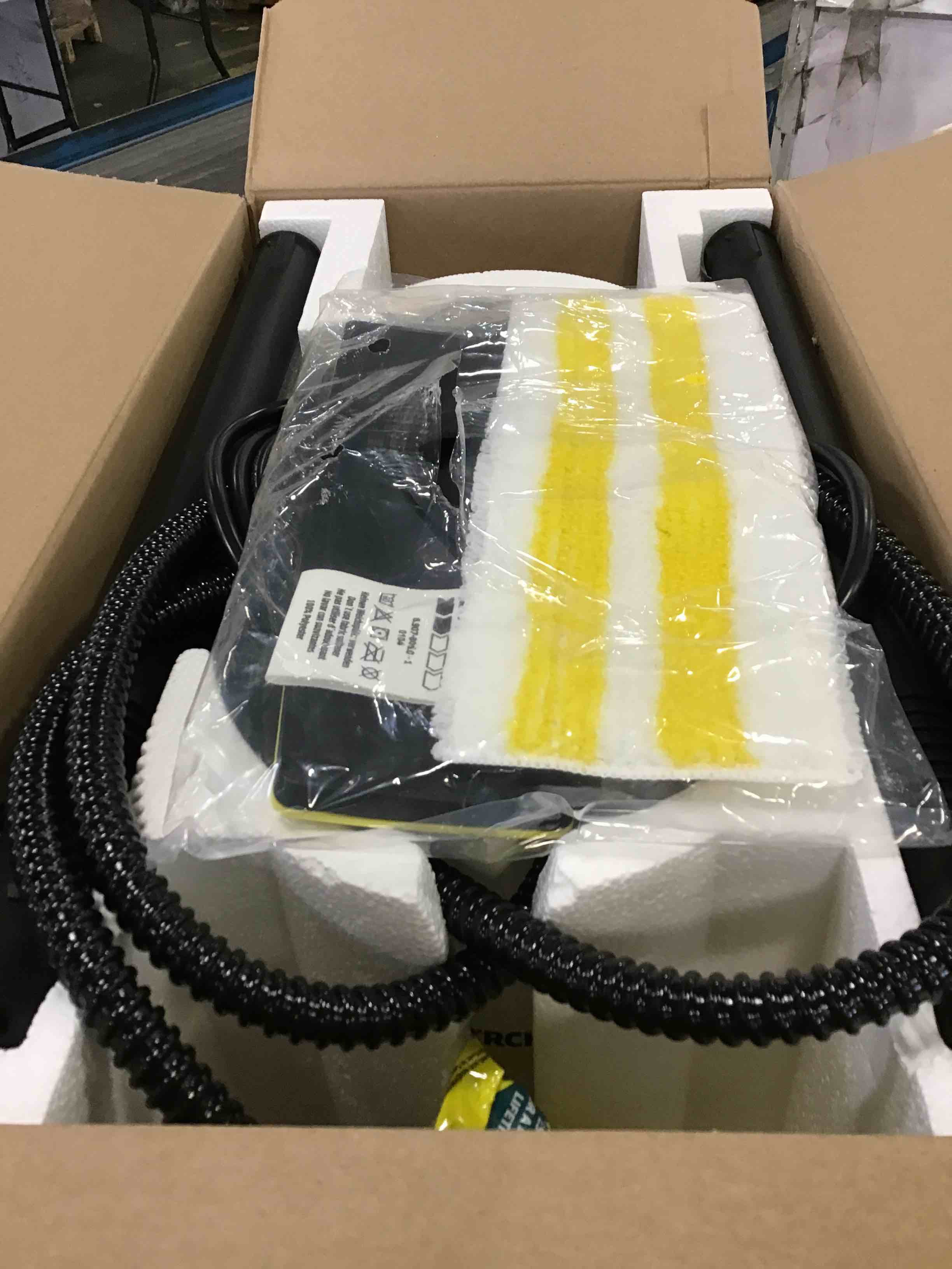 https://s3.amazonaws.com/lotting-images-prod/bidfta/YEL6601879_1716645862671.jpeg