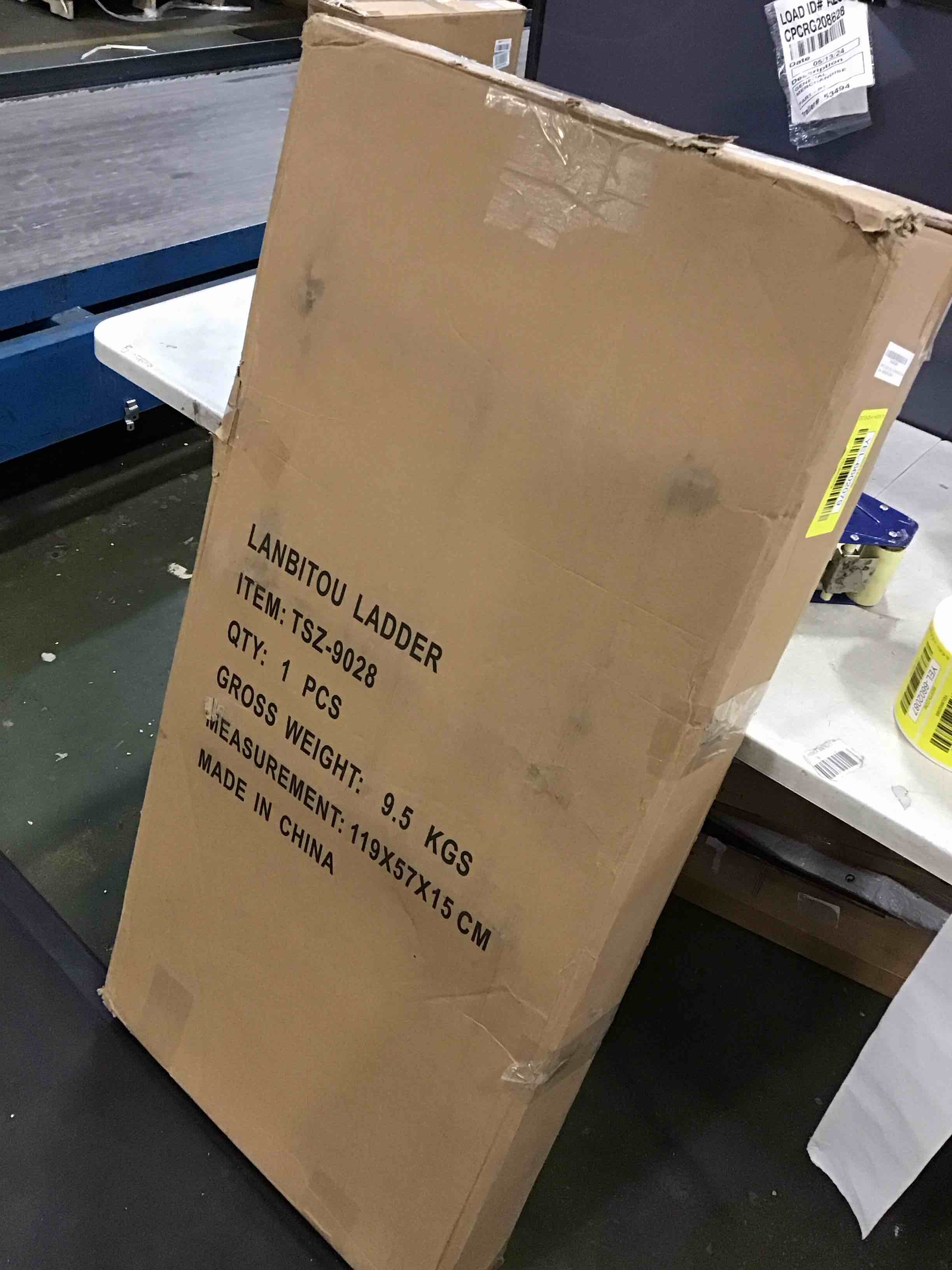 https://s3.amazonaws.com/lotting-images-prod/bidfta/YEL6602079_1715784358800.jpeg
