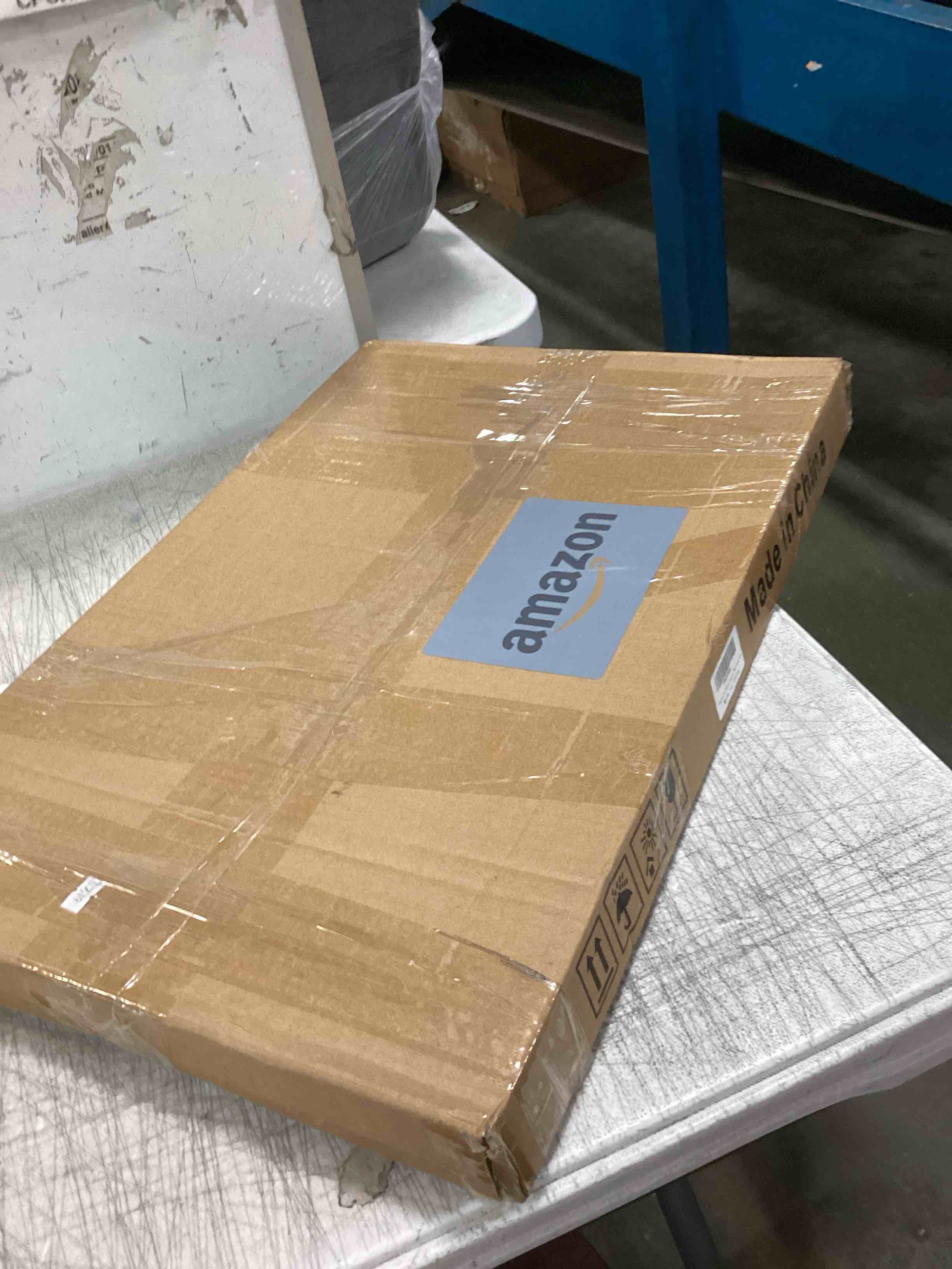 https://s3.amazonaws.com/lotting-images-prod/bidfta/YEL6603372_1716551559913.jpeg