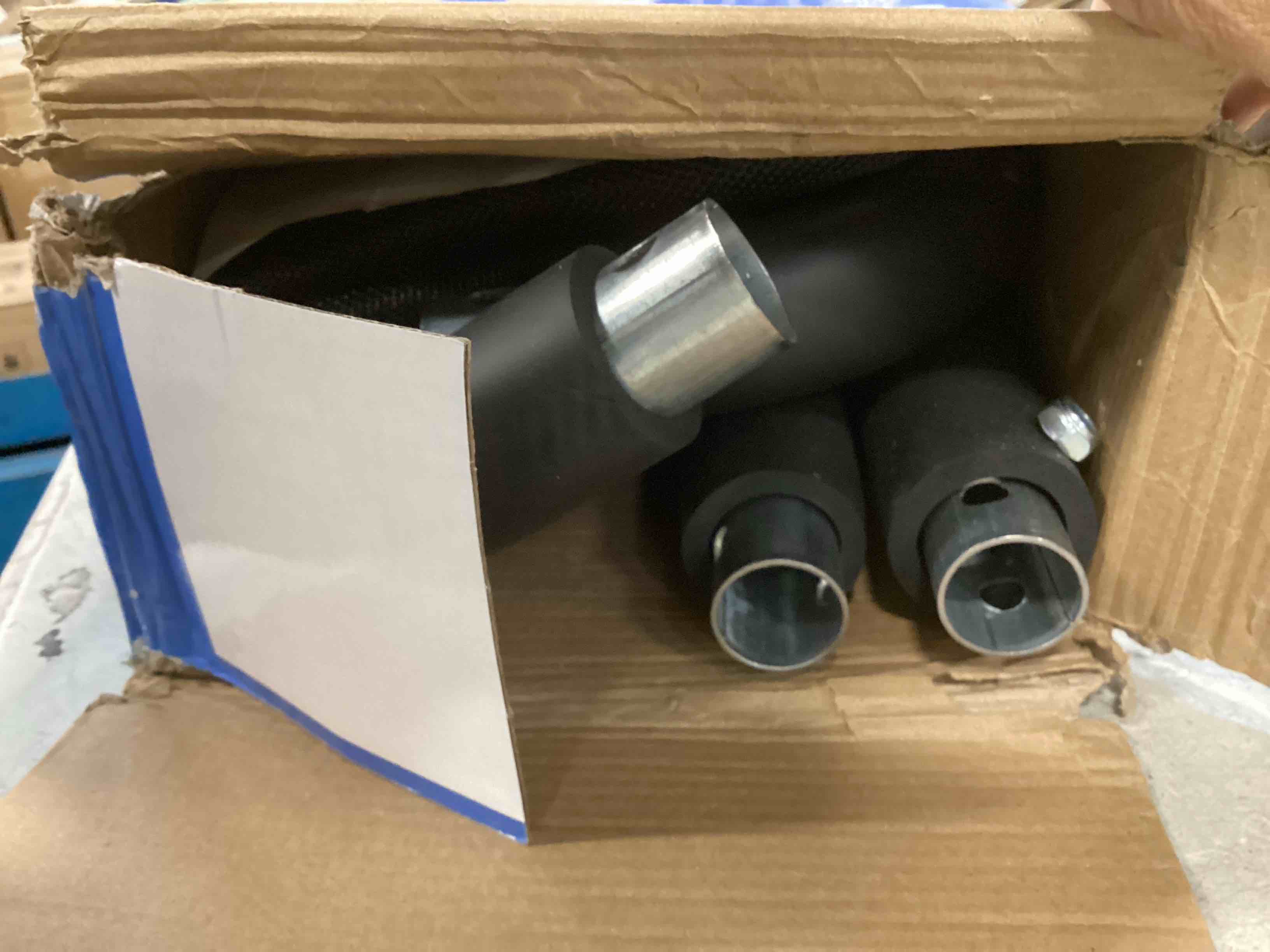 https://s3.amazonaws.com/lotting-images-prod/bidfta/YEL6603491_1715707710587.jpeg