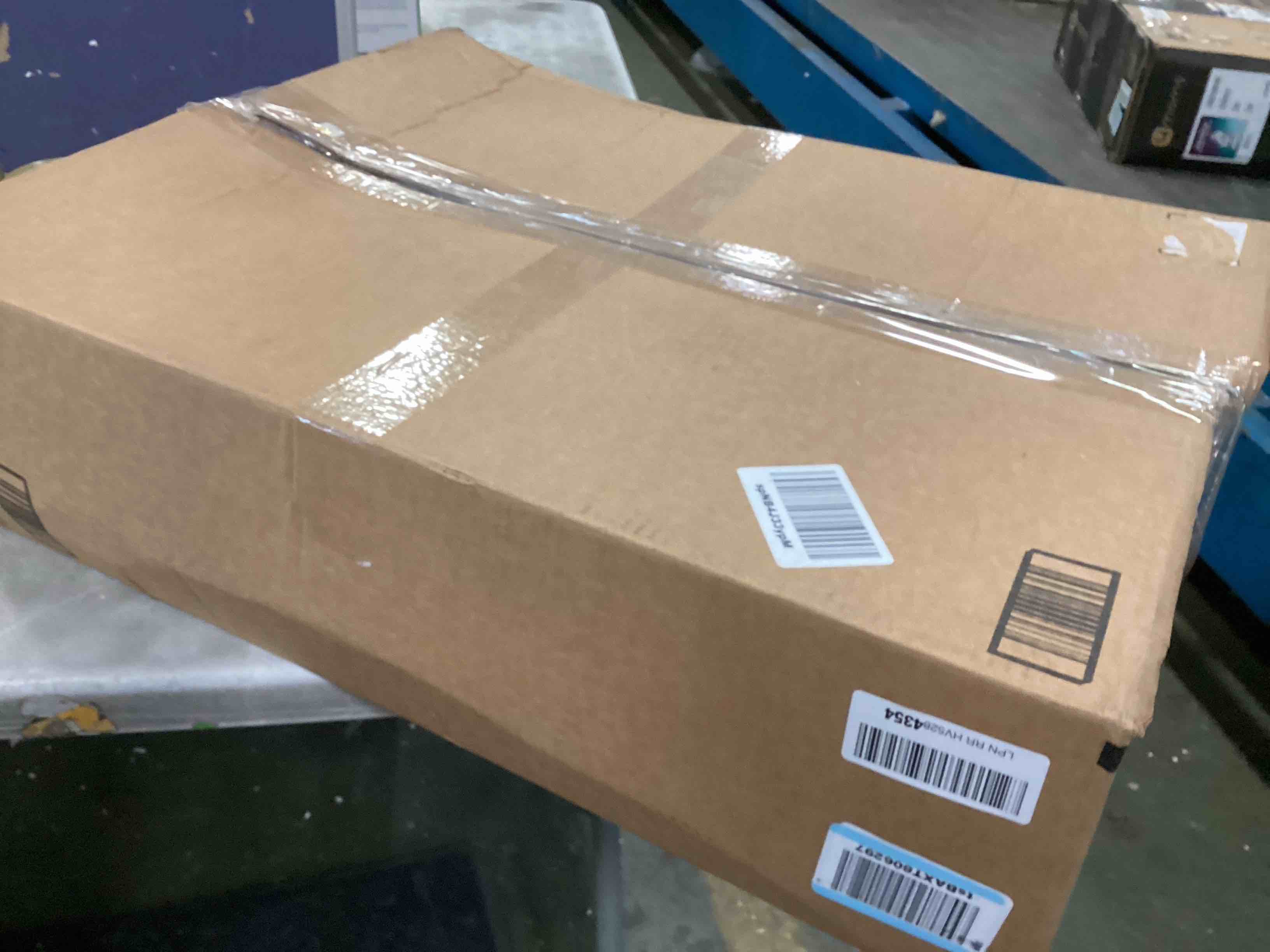 https://s3.amazonaws.com/lotting-images-prod/bidfta/YEL6603692_1715786671101.jpeg