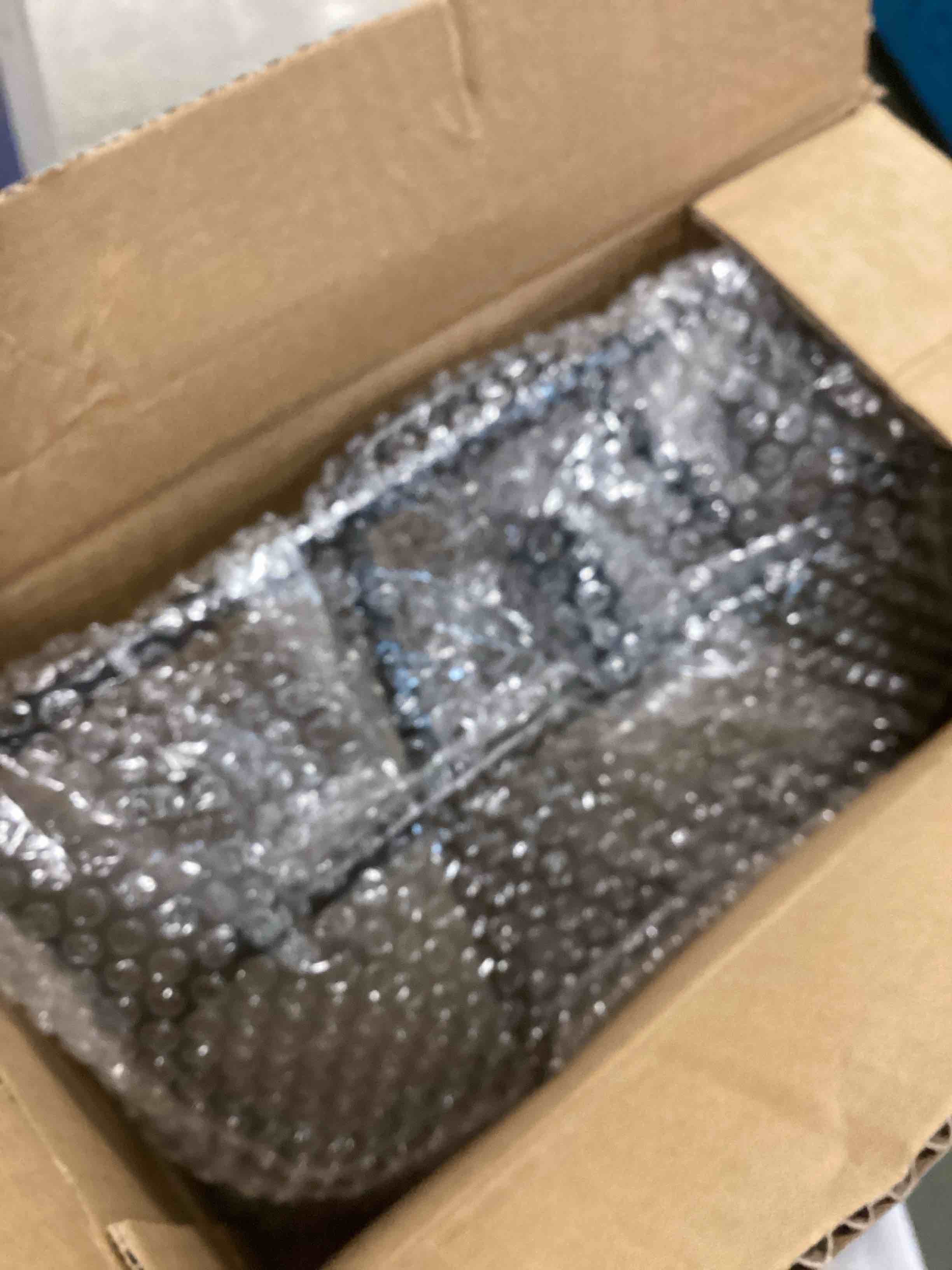 https://s3.amazonaws.com/lotting-images-prod/bidfta/YEL6603787_1715795190458.jpeg
