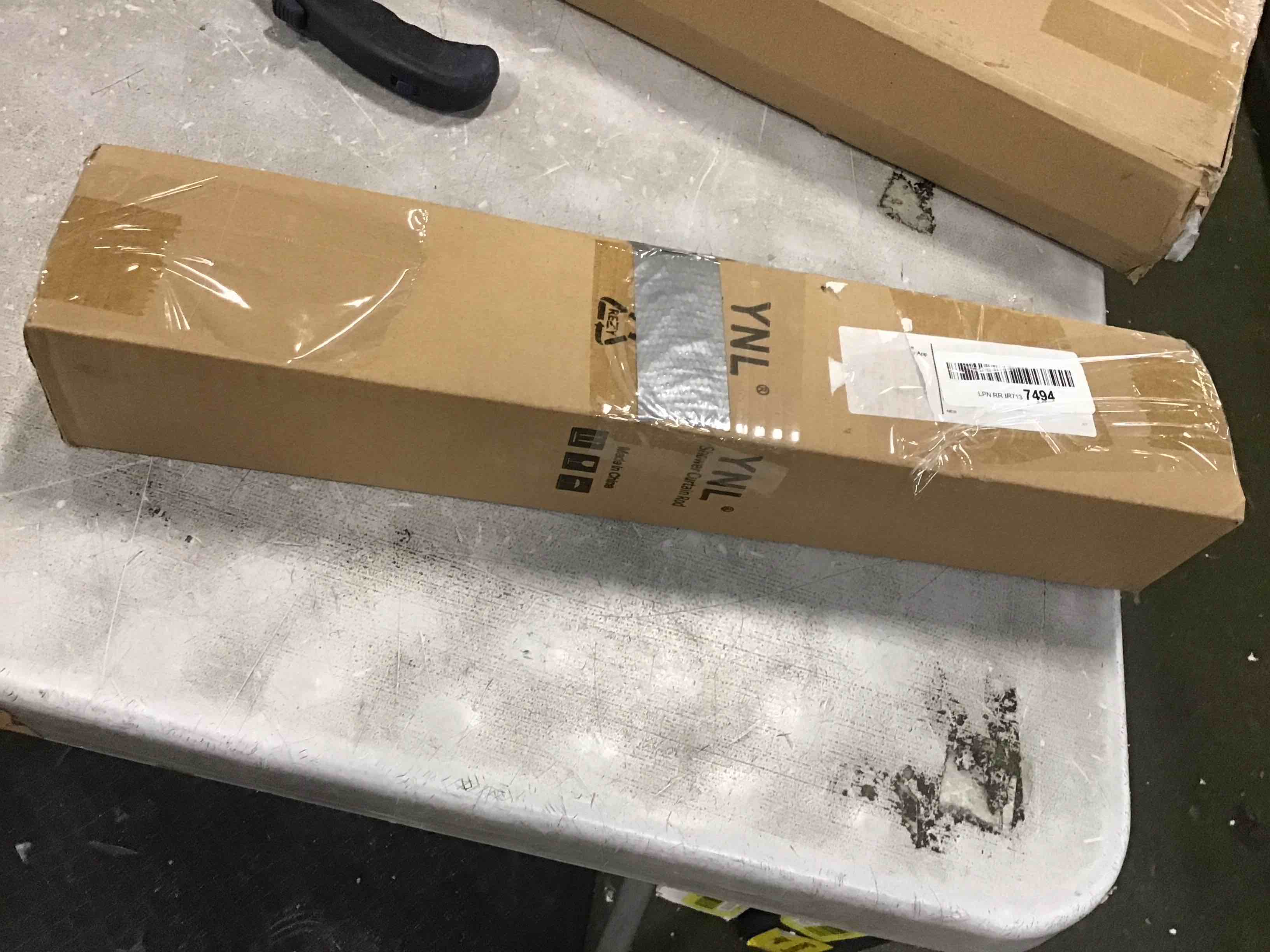 https://s3.amazonaws.com/lotting-images-prod/bidfta/YEL6603818_1715797411304.jpeg
