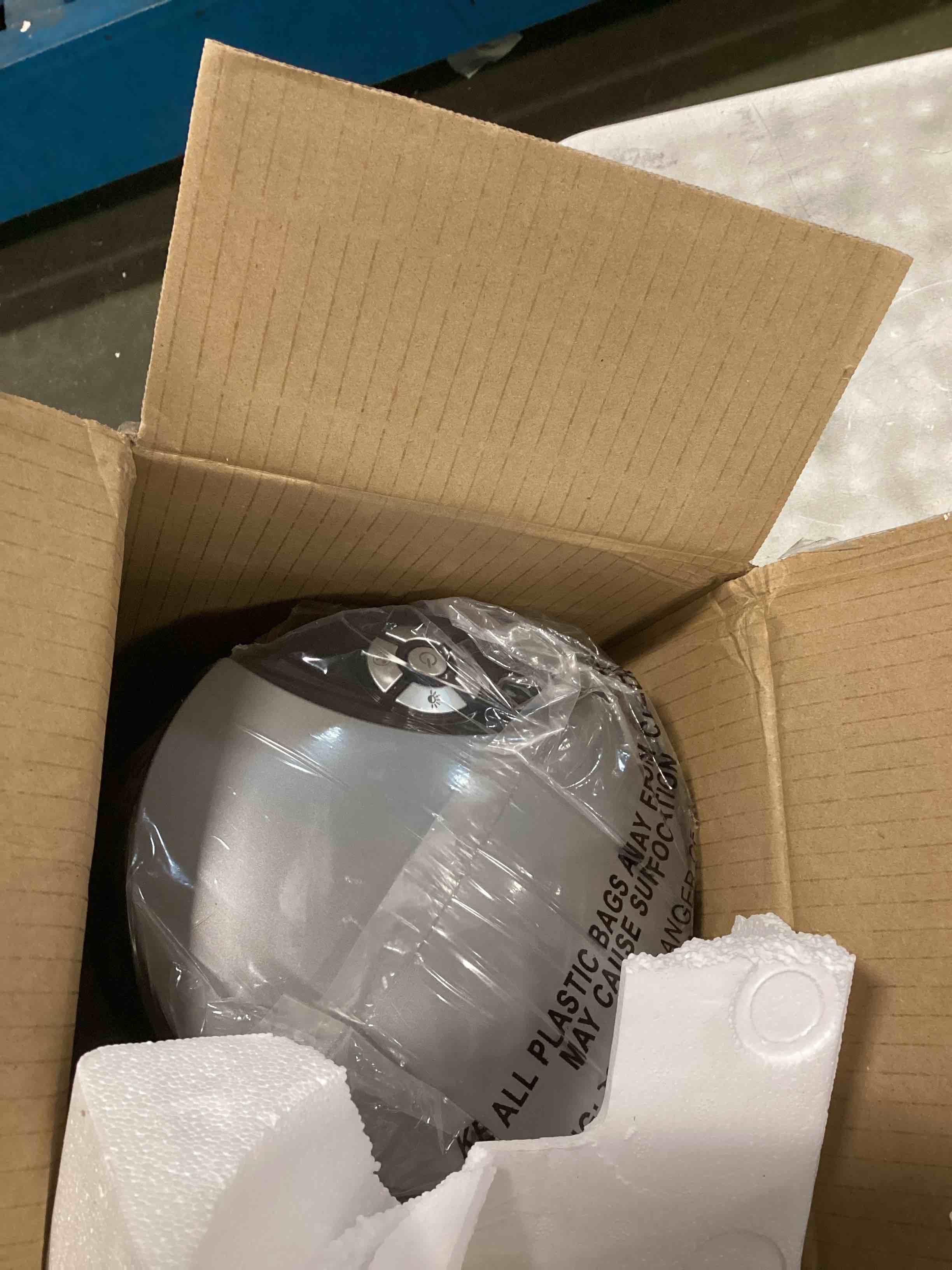 https://s3.amazonaws.com/lotting-images-prod/bidfta/YEL6603997_1715863396831.jpeg
