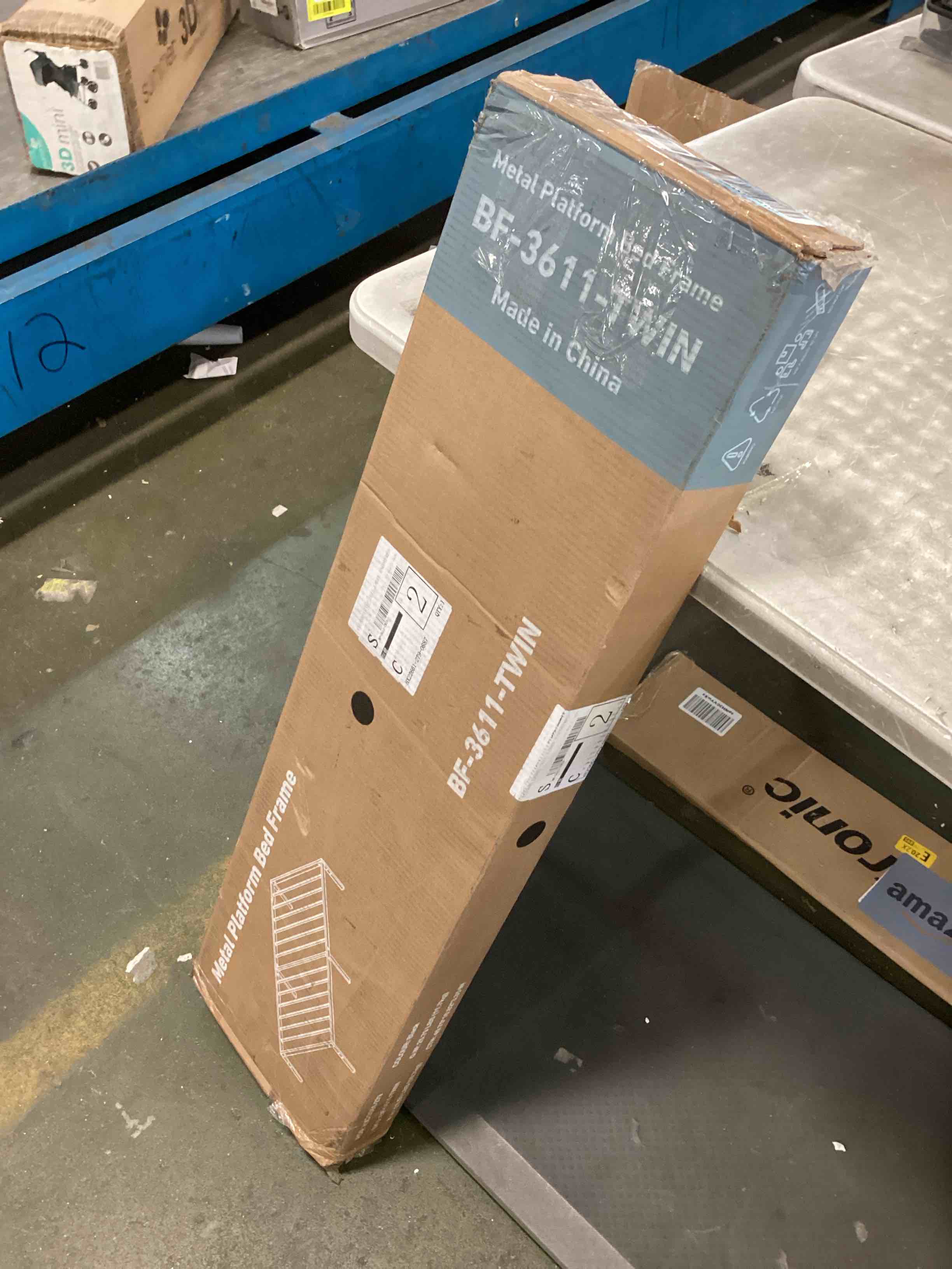 https://s3.amazonaws.com/lotting-images-prod/bidfta/YEL6604161_1715883368158.jpeg