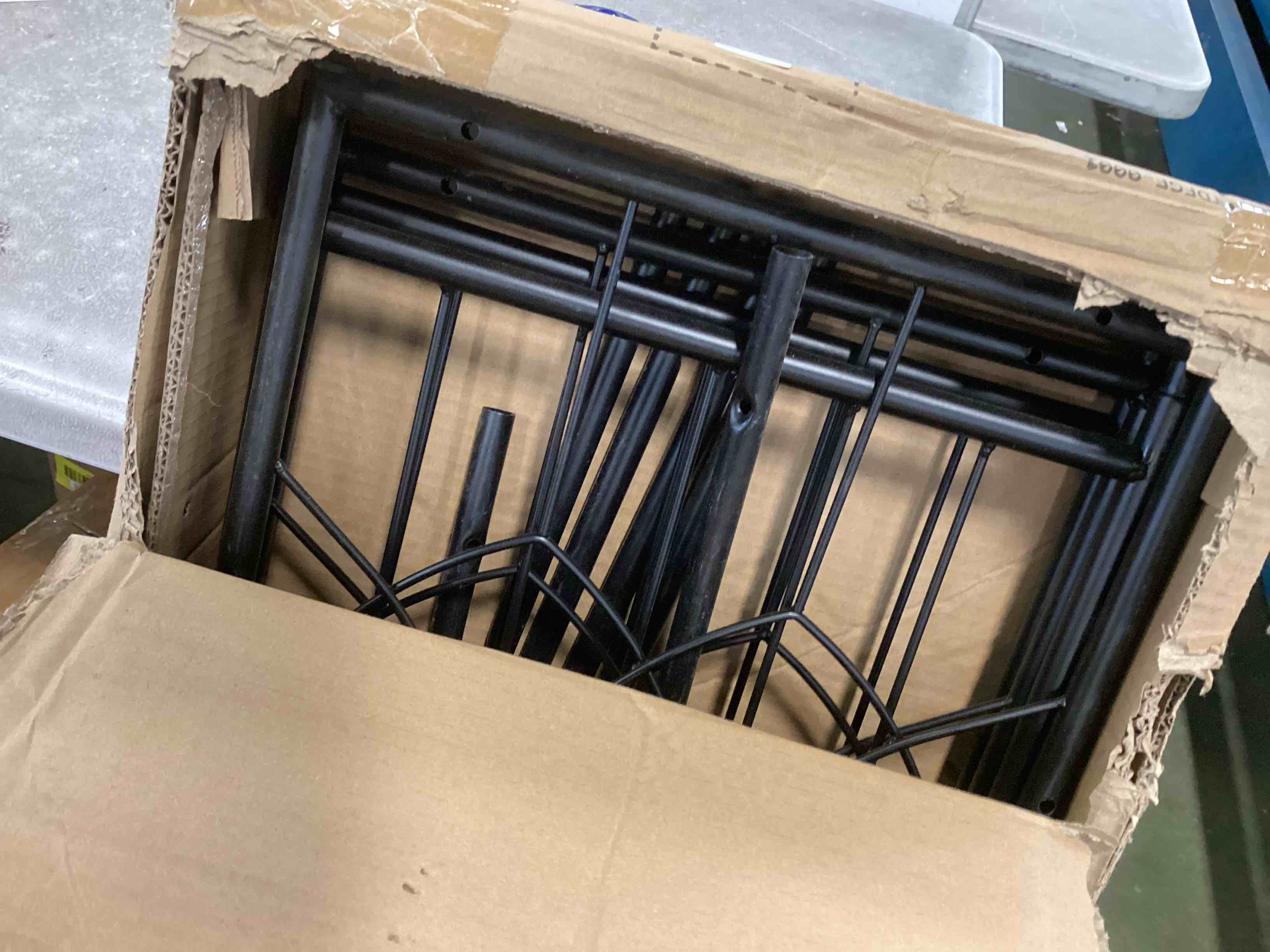 https://s3.amazonaws.com/lotting-images-prod/bidfta/YEL6604728_1716138682798.jpeg