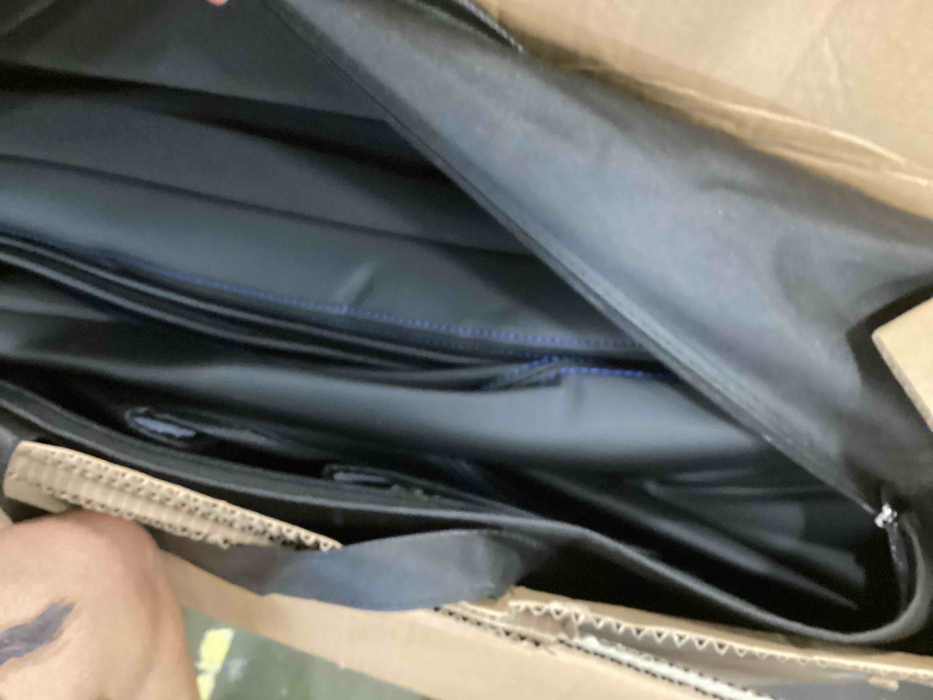 https://s3.amazonaws.com/lotting-images-prod/bidfta/YEL6604891_1716210460395.jpeg