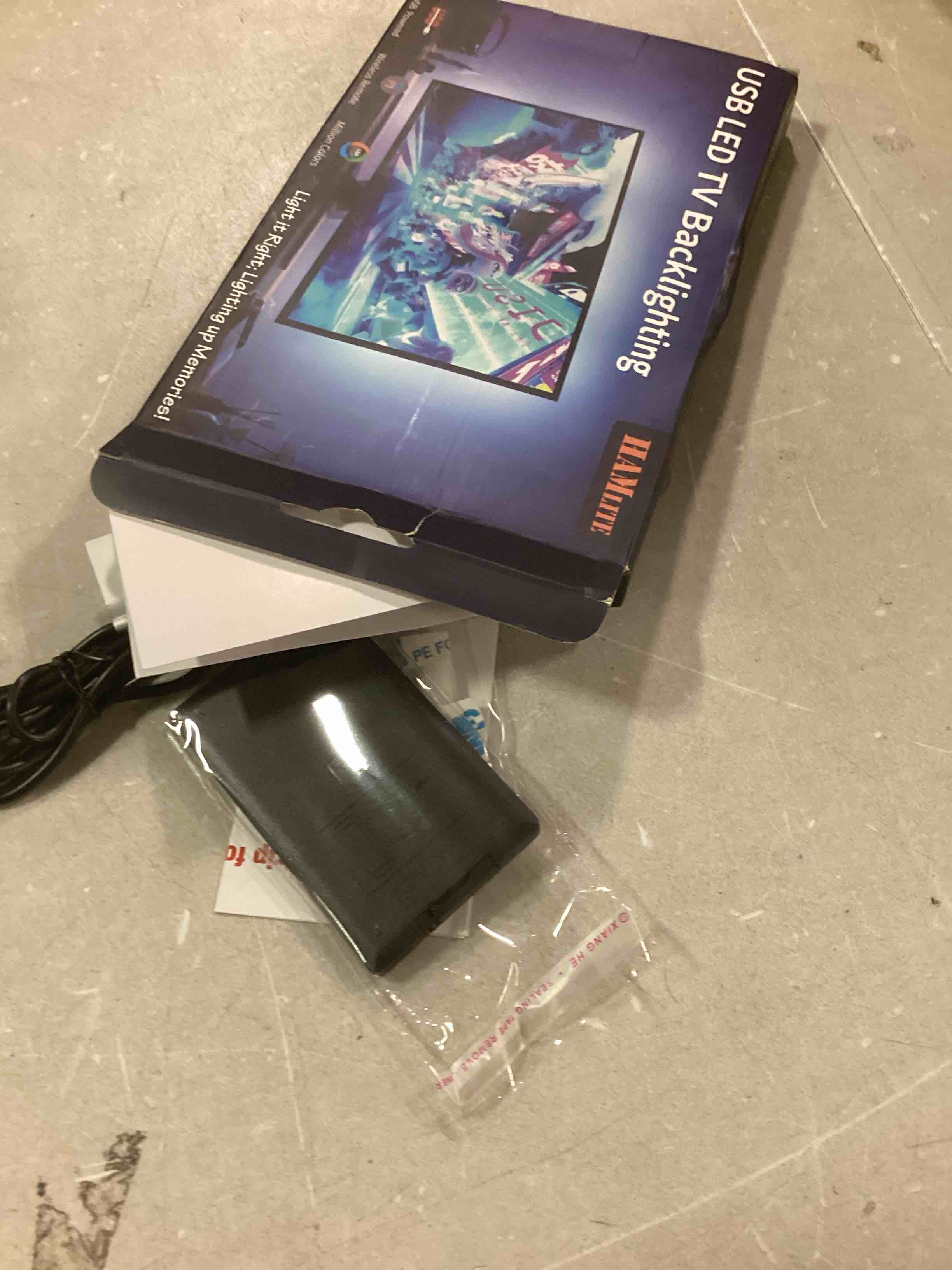 https://s3.amazonaws.com/lotting-images-prod/bidfta/YEL6605111_1716384381880.jpeg