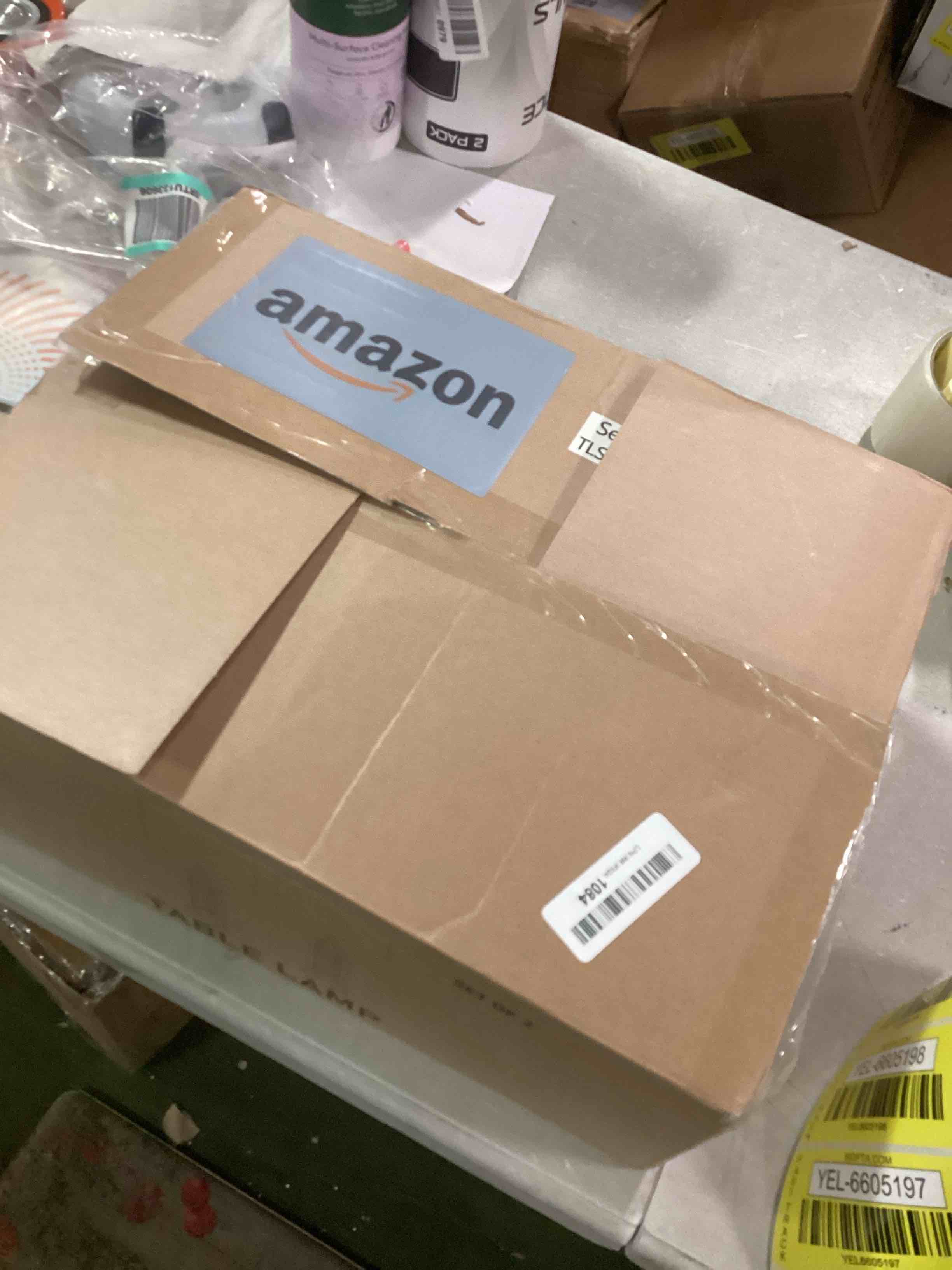 https://s3.amazonaws.com/lotting-images-prod/bidfta/YEL6605196_1716391769438.jpeg