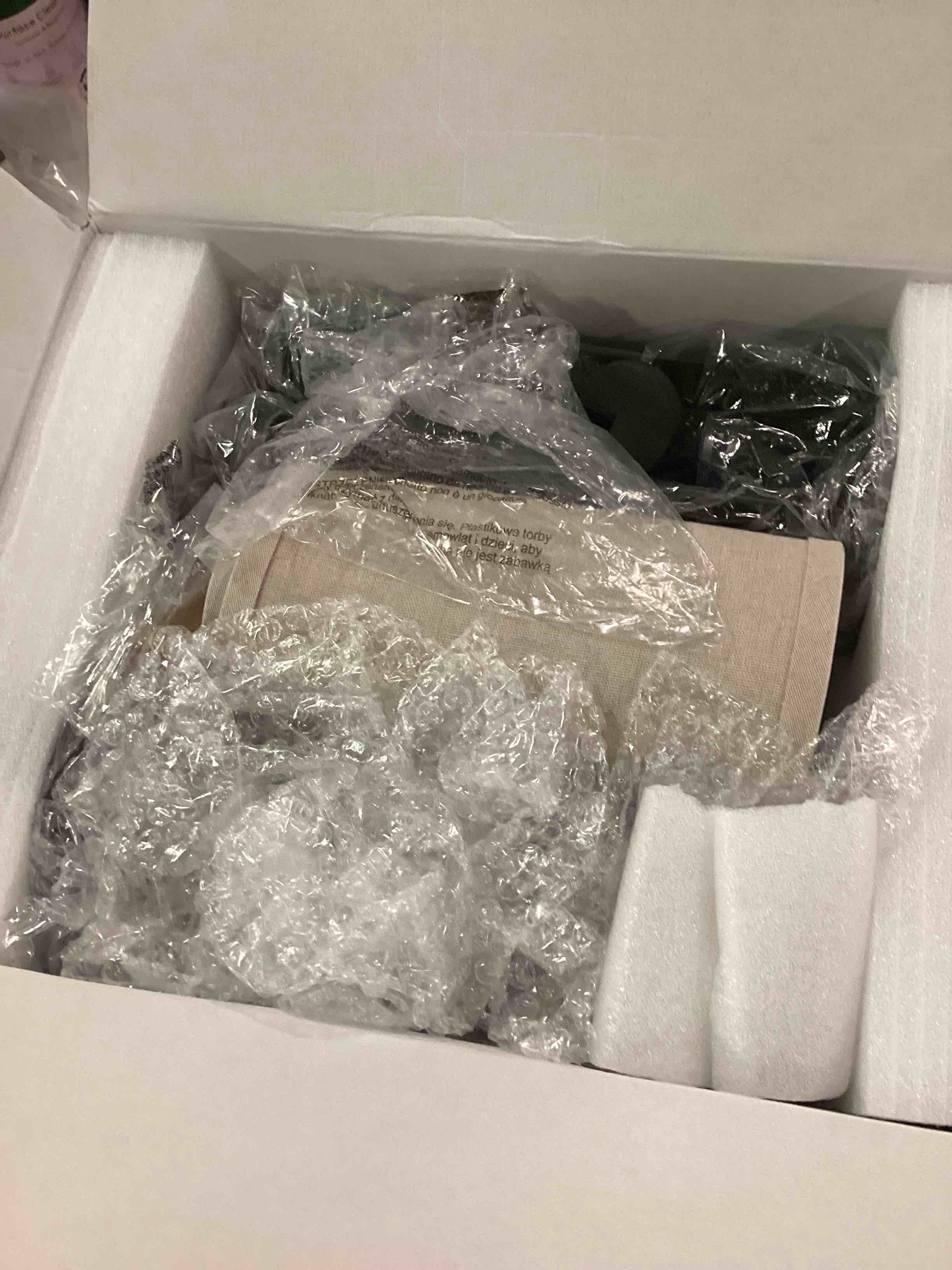 https://s3.amazonaws.com/lotting-images-prod/bidfta/YEL6605196_1716391785268.jpeg