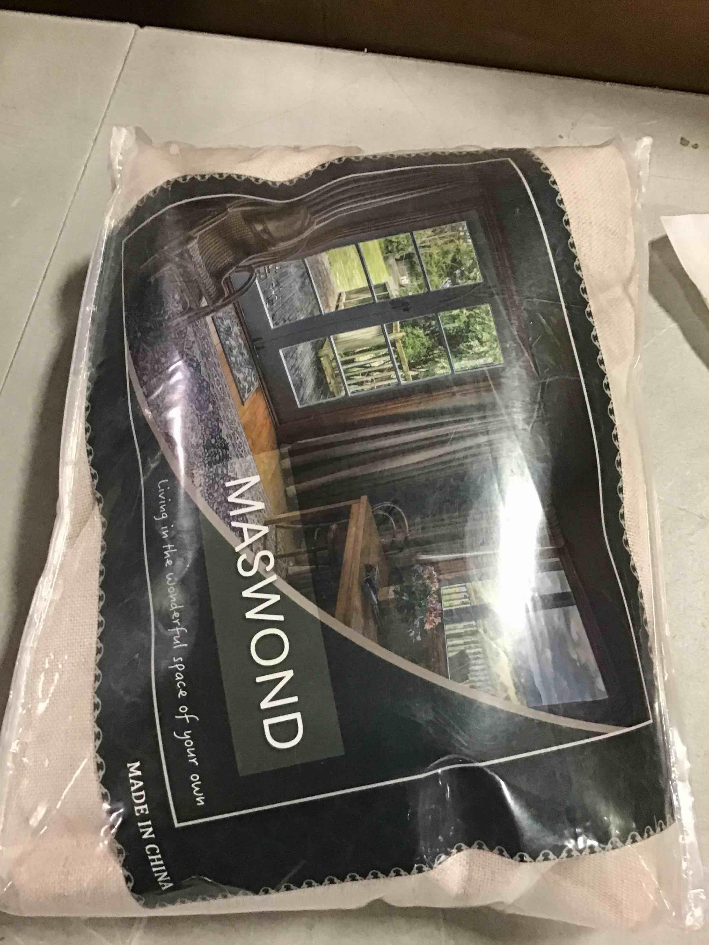 https://s3.amazonaws.com/lotting-images-prod/bidfta/YEL6605622_1716576350412.jpeg