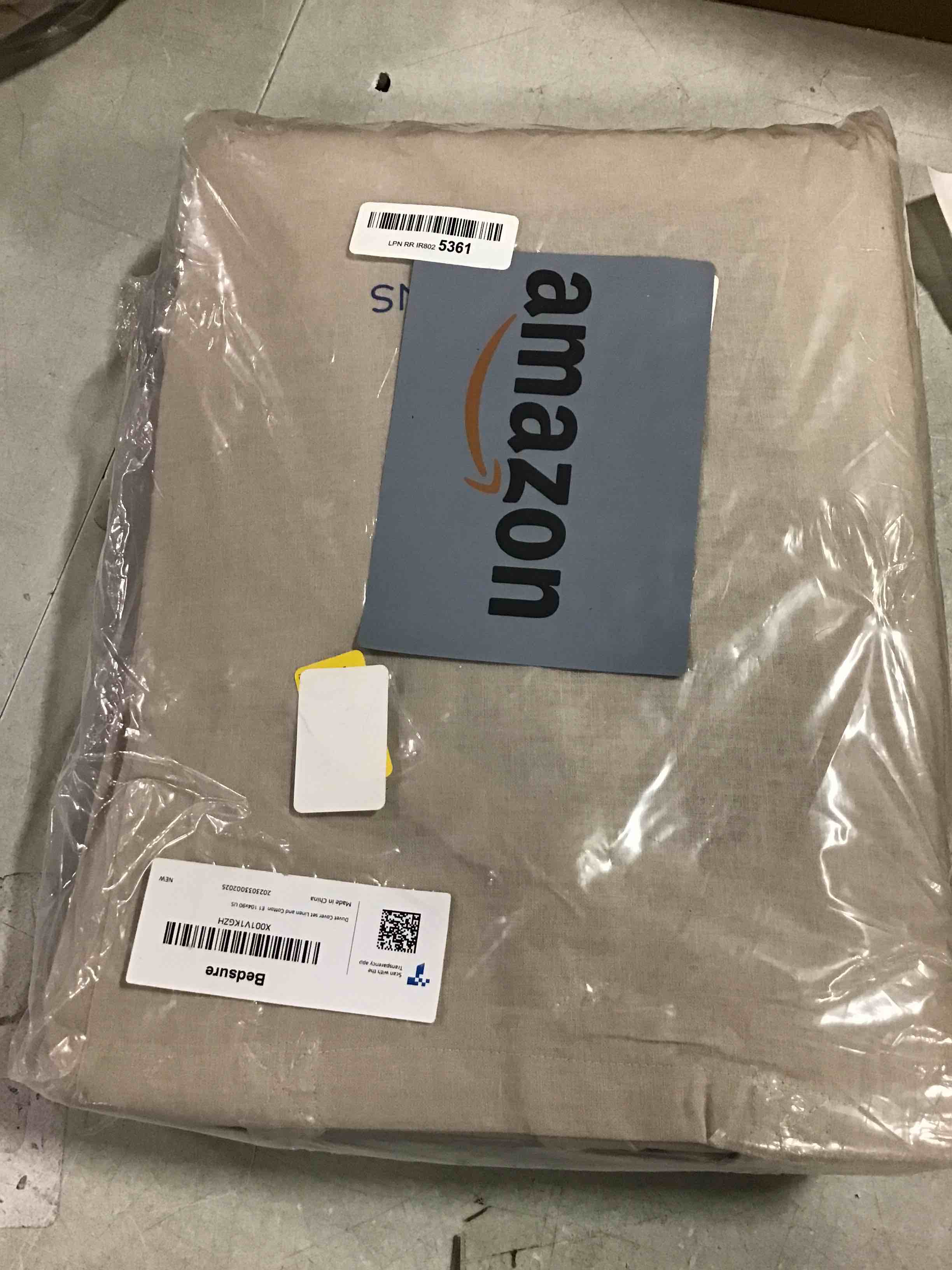 https://s3.amazonaws.com/lotting-images-prod/bidfta/YEL6605625_1716576429061.jpeg