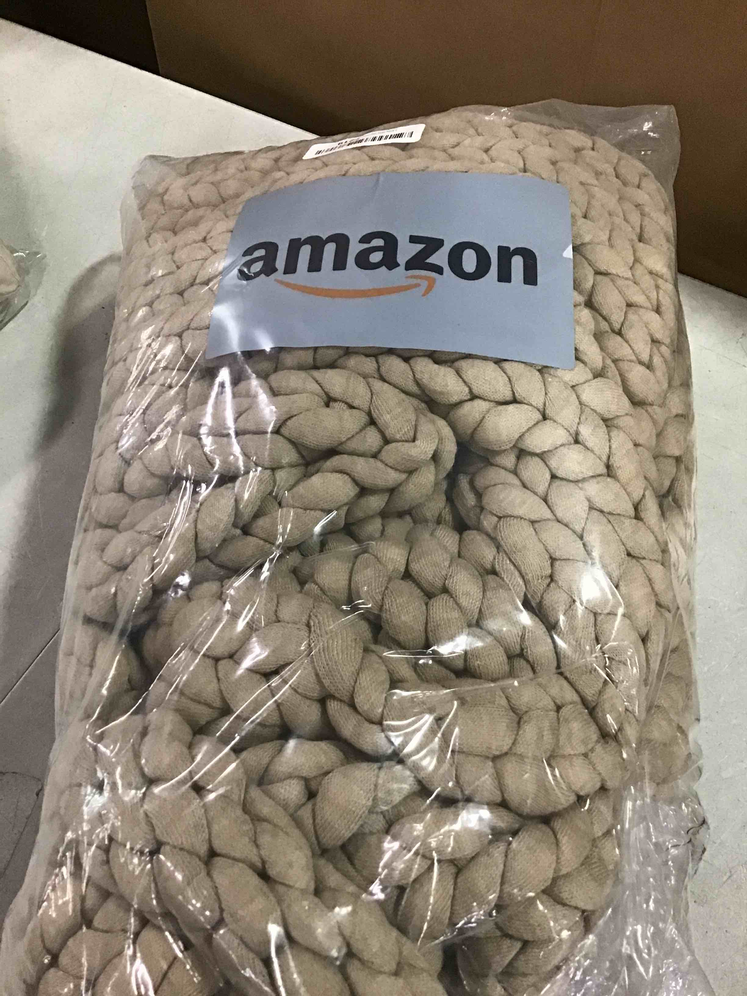 https://s3.amazonaws.com/lotting-images-prod/bidfta/YEL6605626_1716576469147.jpeg
